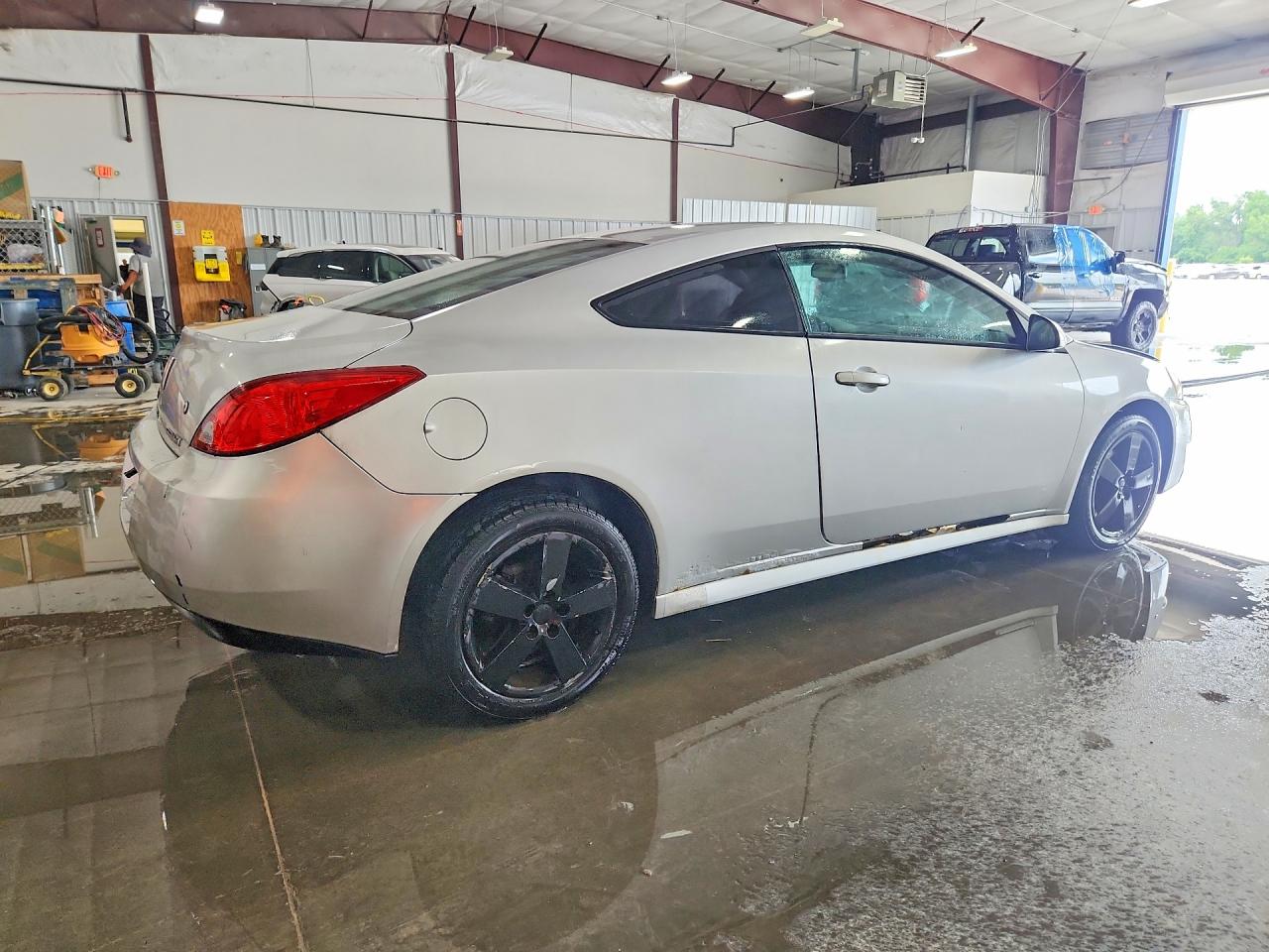 2009 Pontiac G6 Gt Серебряный vin: 1G2ZK17K894228918