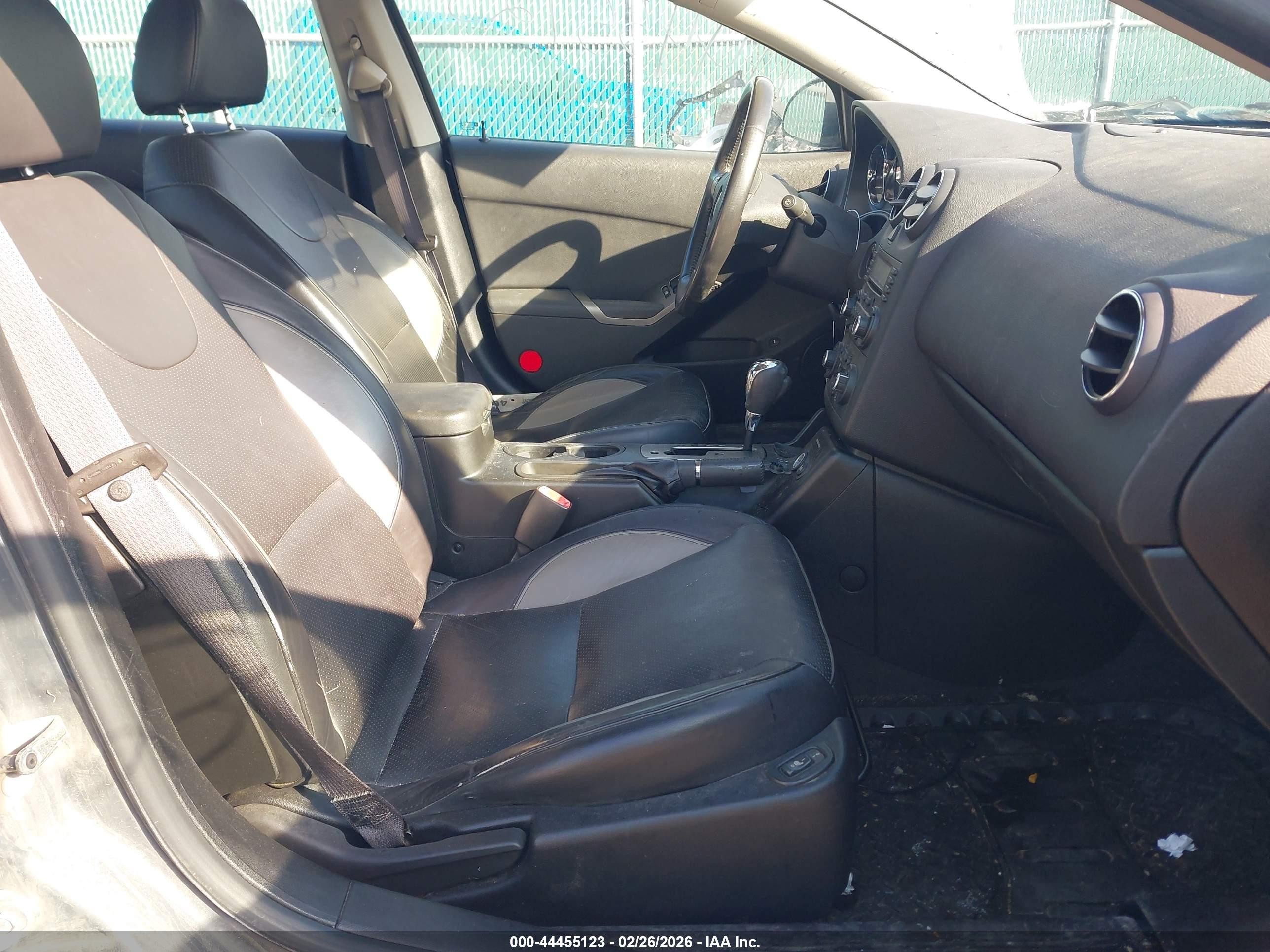 2009 Pontiac G6 Gxp Gray vin: 1G2ZM577594124450