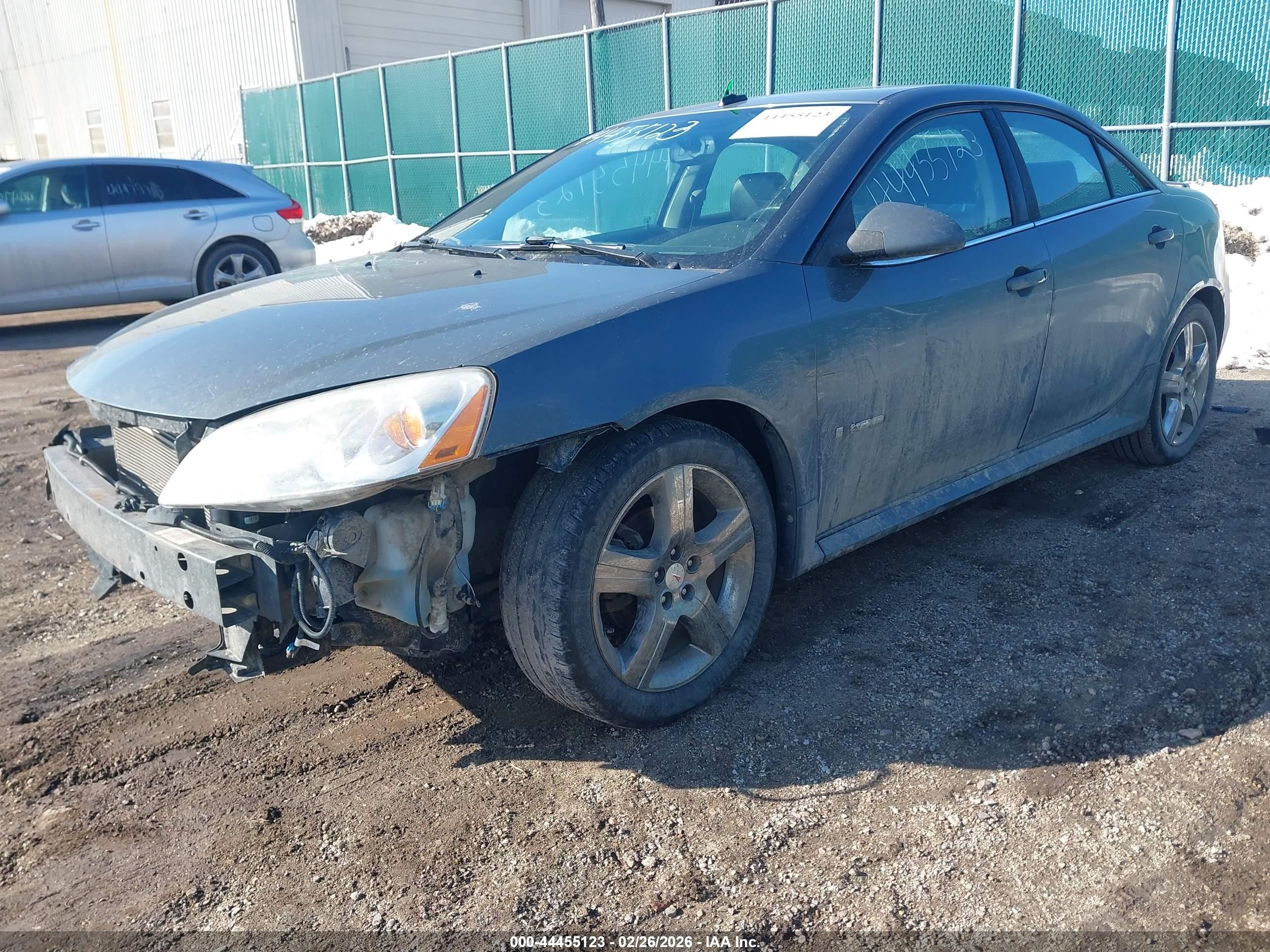 2009 Pontiac G6 Gxp Gray vin: 1G2ZM577594124450