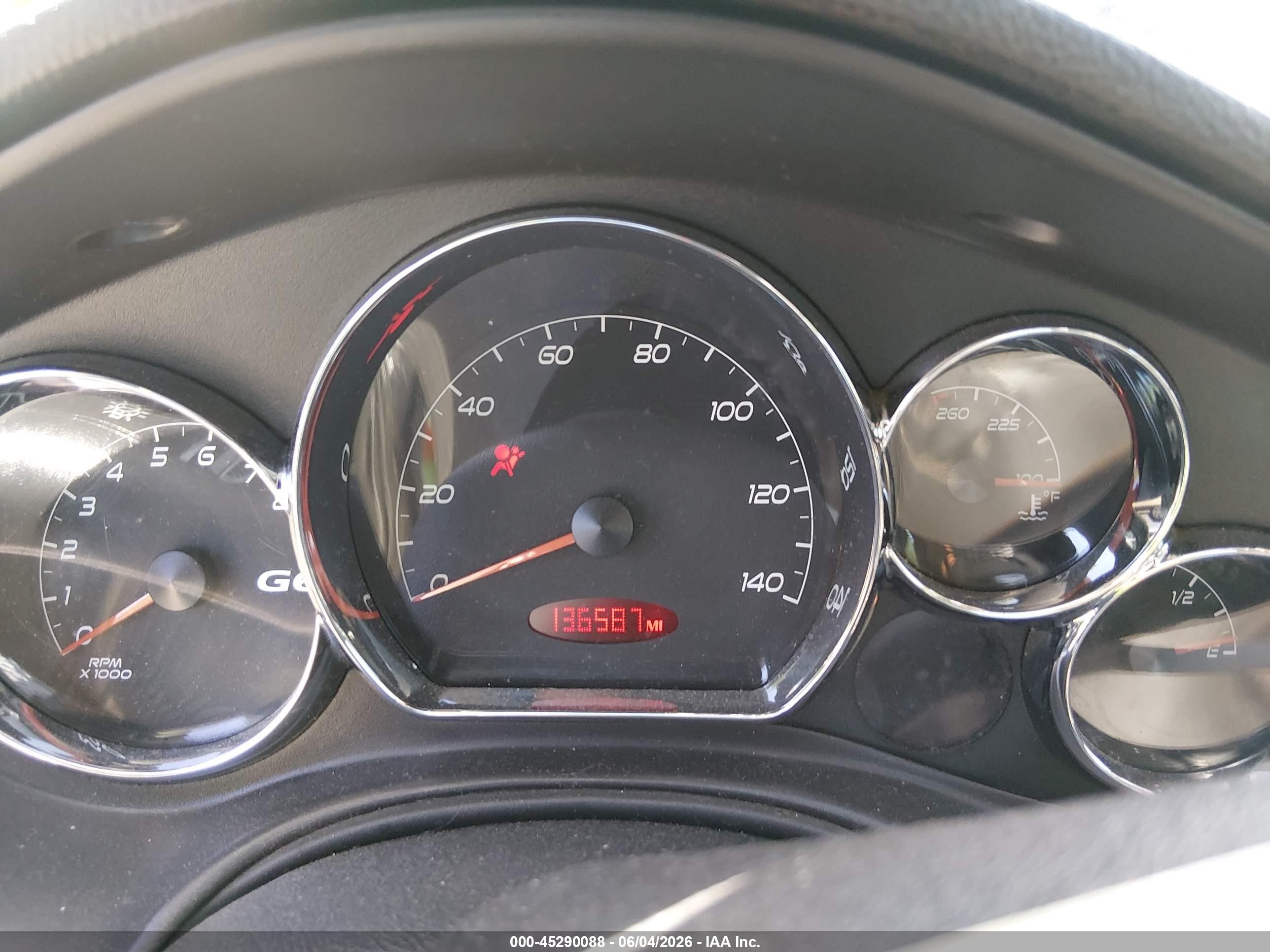 2009 Pontiac G6 Gxp Silver vin: 1G2ZM577694151737