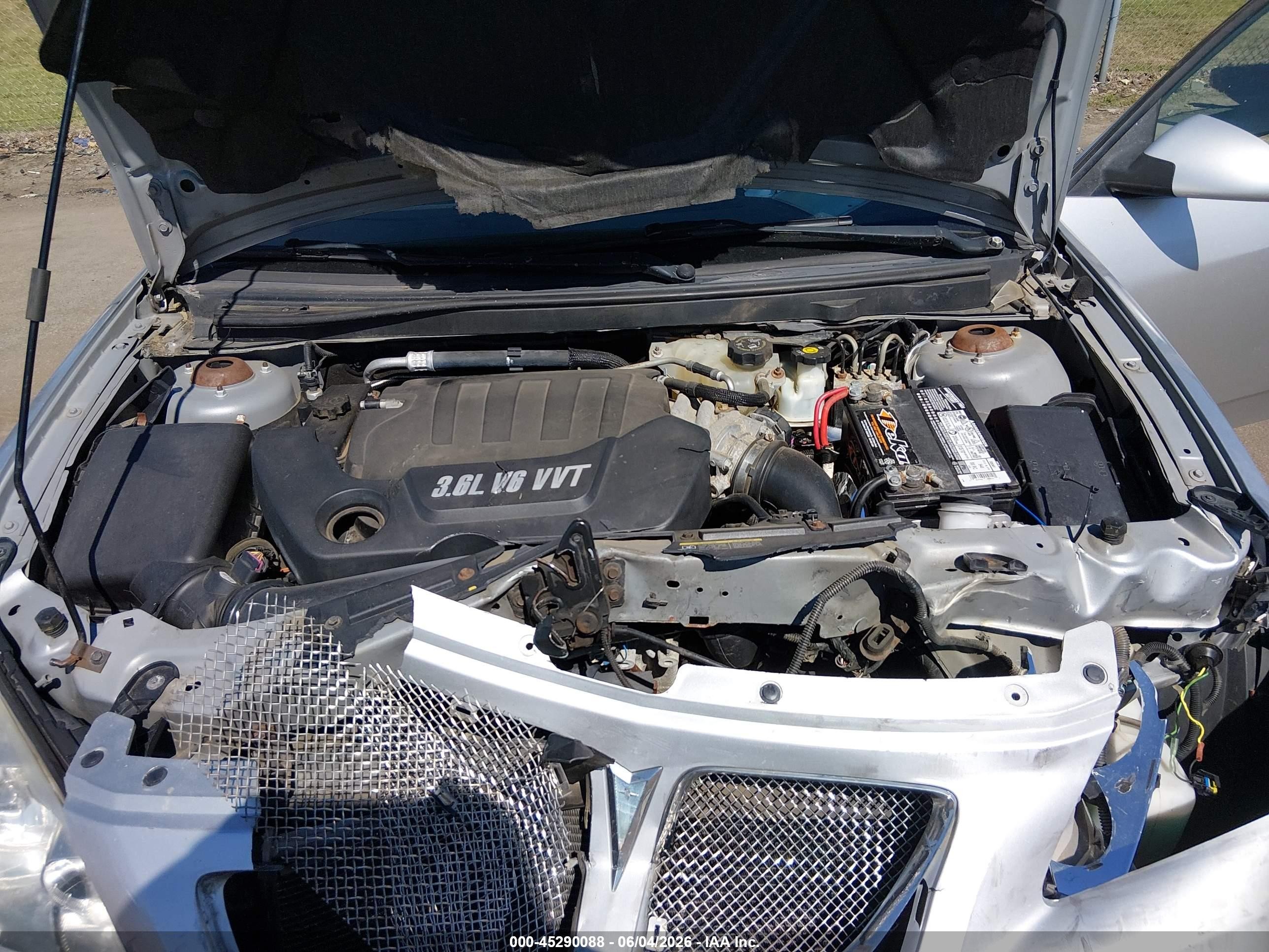 2009 Pontiac G6 Gxp Silver vin: 1G2ZM577694151737