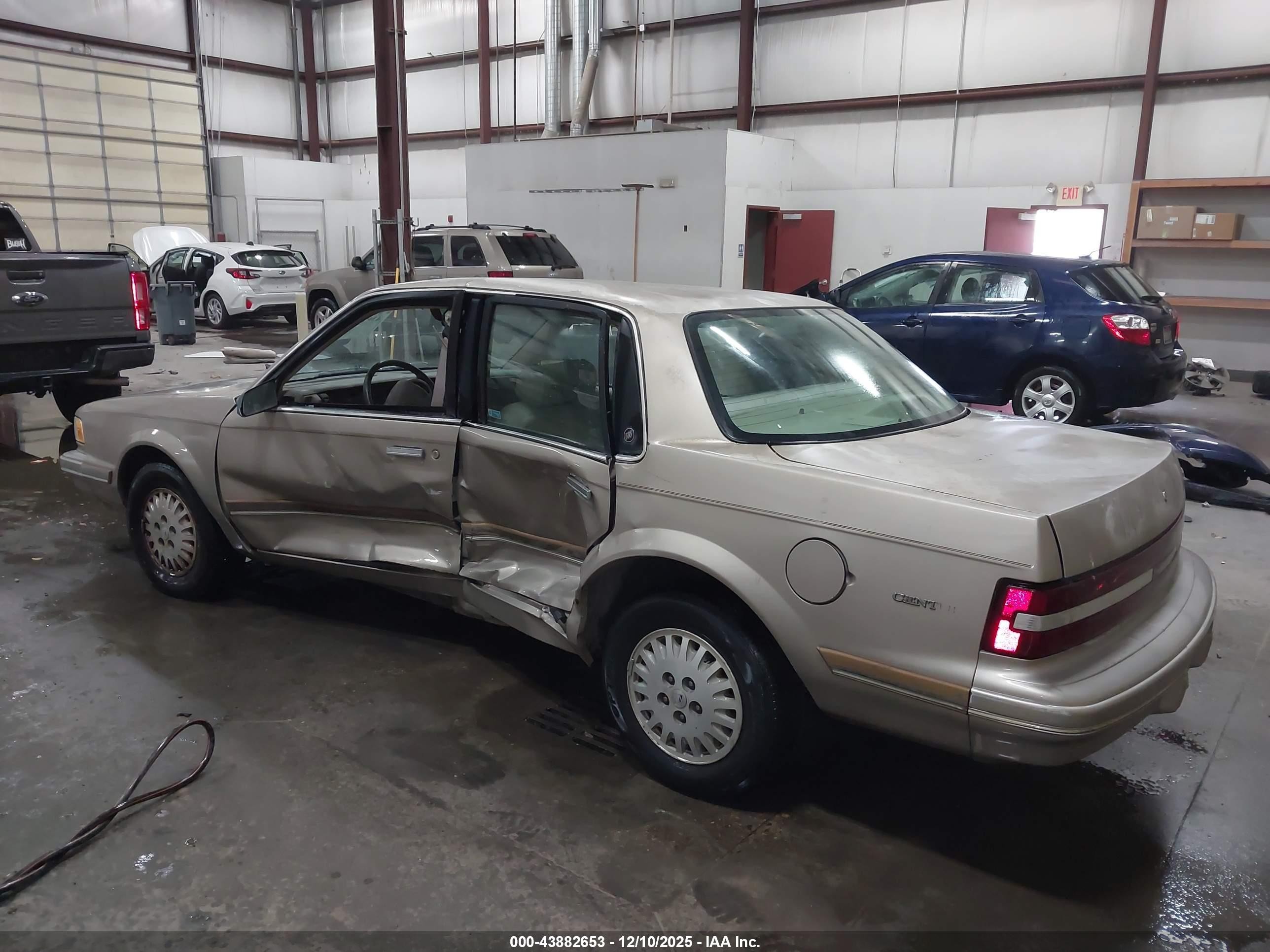1996 Buick Century Special/custom/limited Gold vin: 1G4AG55M0T6484113