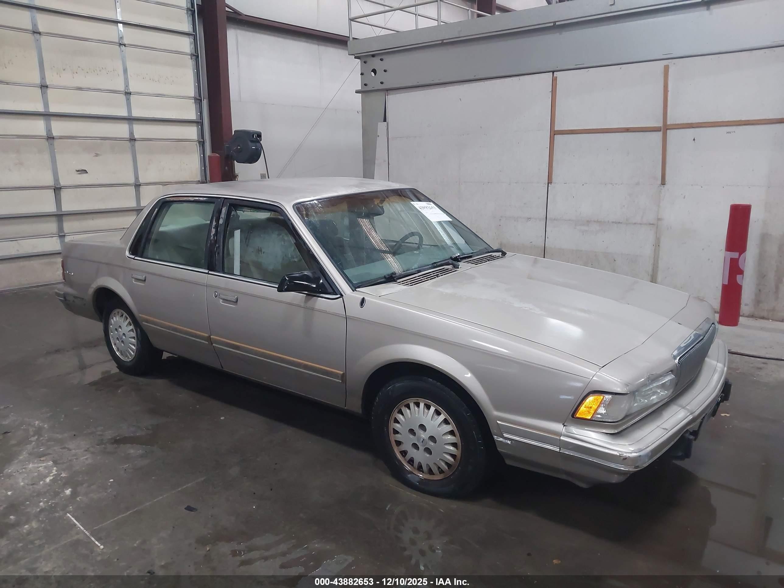 1996 Buick Century Special/custom/limited Gold vin: 1G4AG55M0T6484113