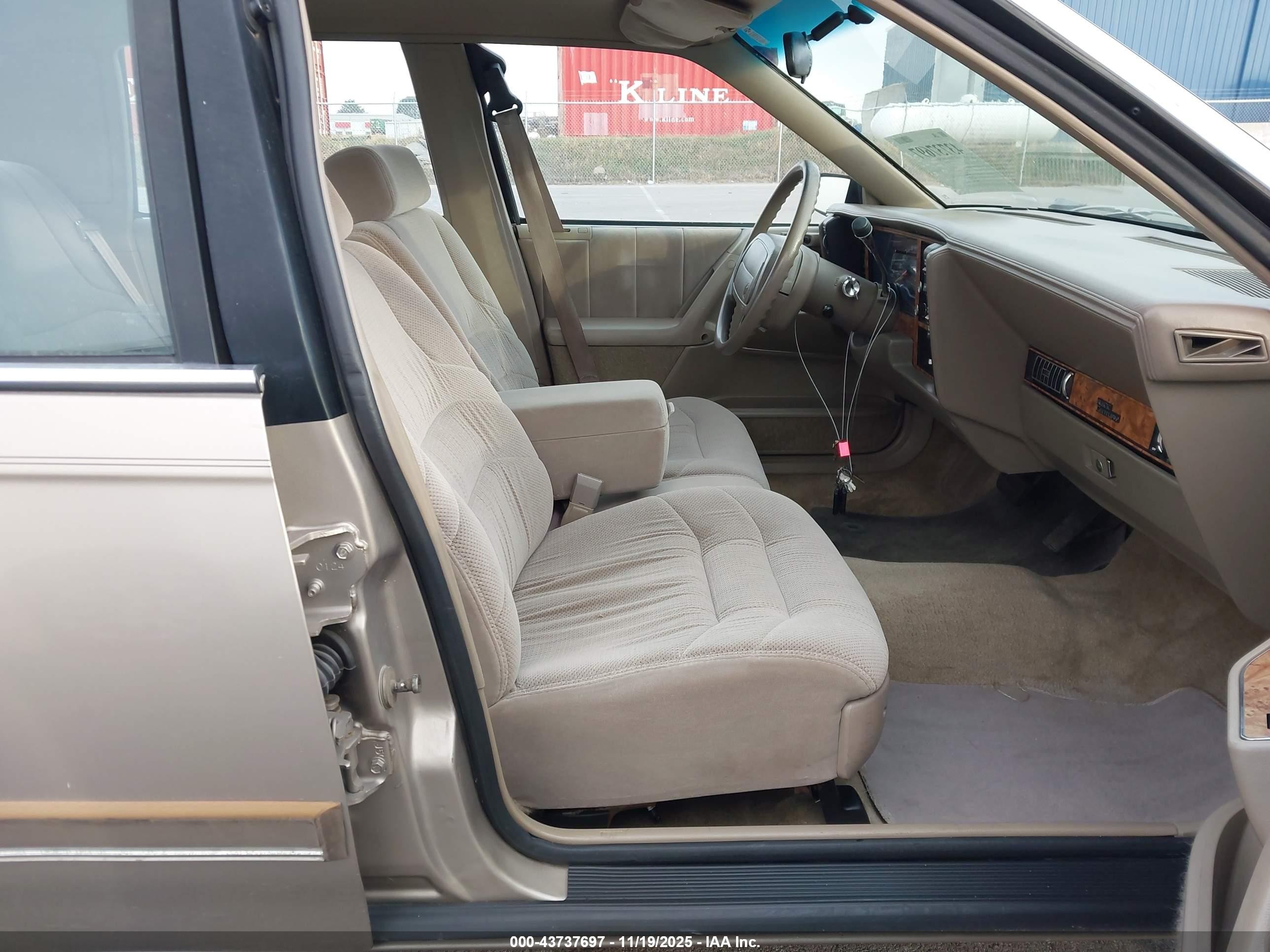 1996 Buick Century Special/custom/limited Beige vin: 1G4AG55M1T6412935