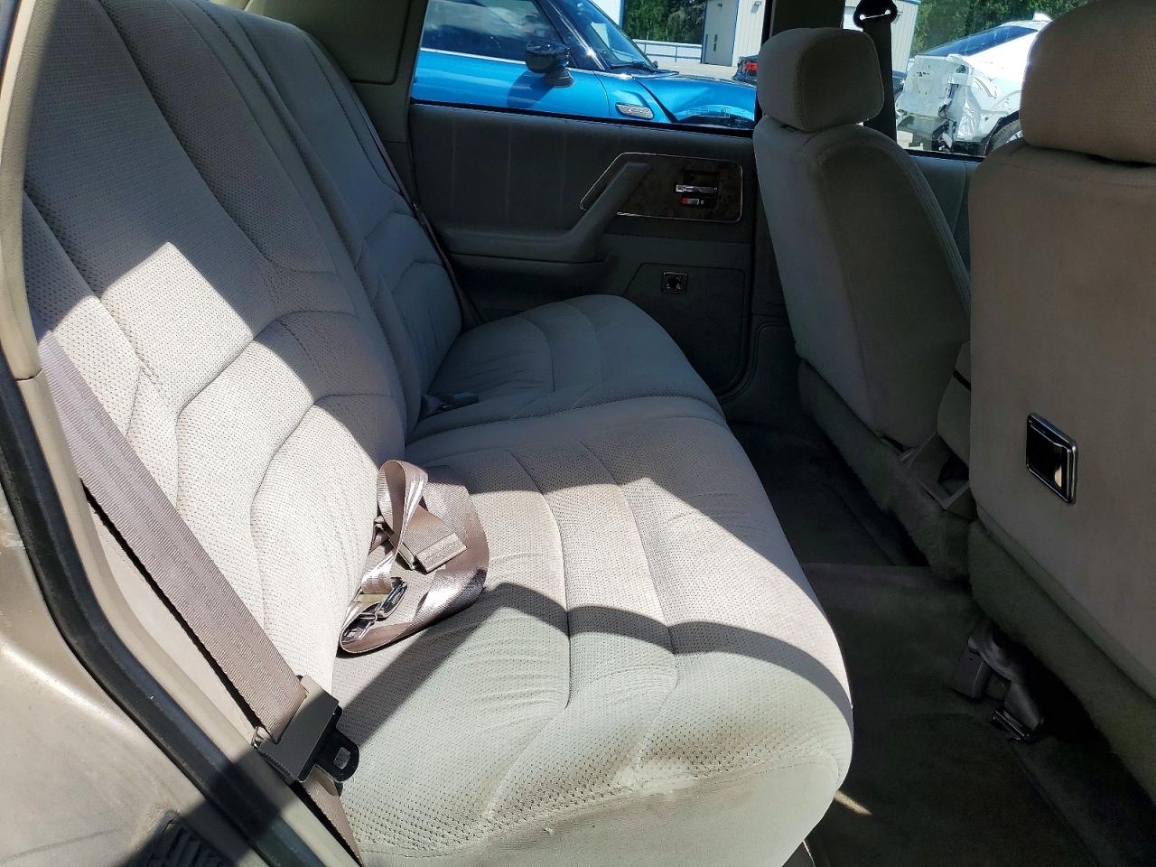 1996 Buick Century Special Tan vin: 1G4AG55M2T6412653