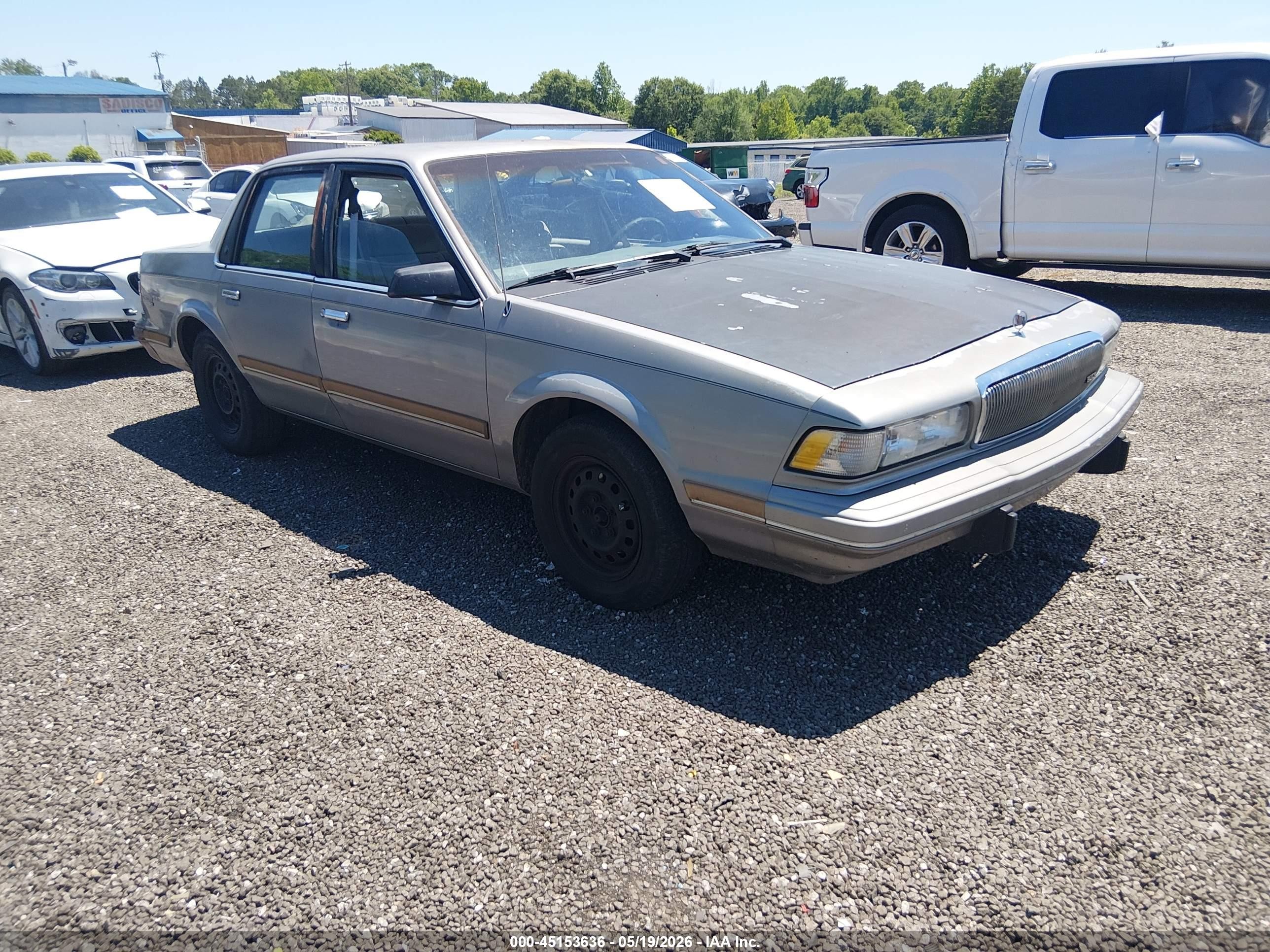 1996 Buick Century Special/custom/limited Silver vin: 1G4AG55M3T6440901