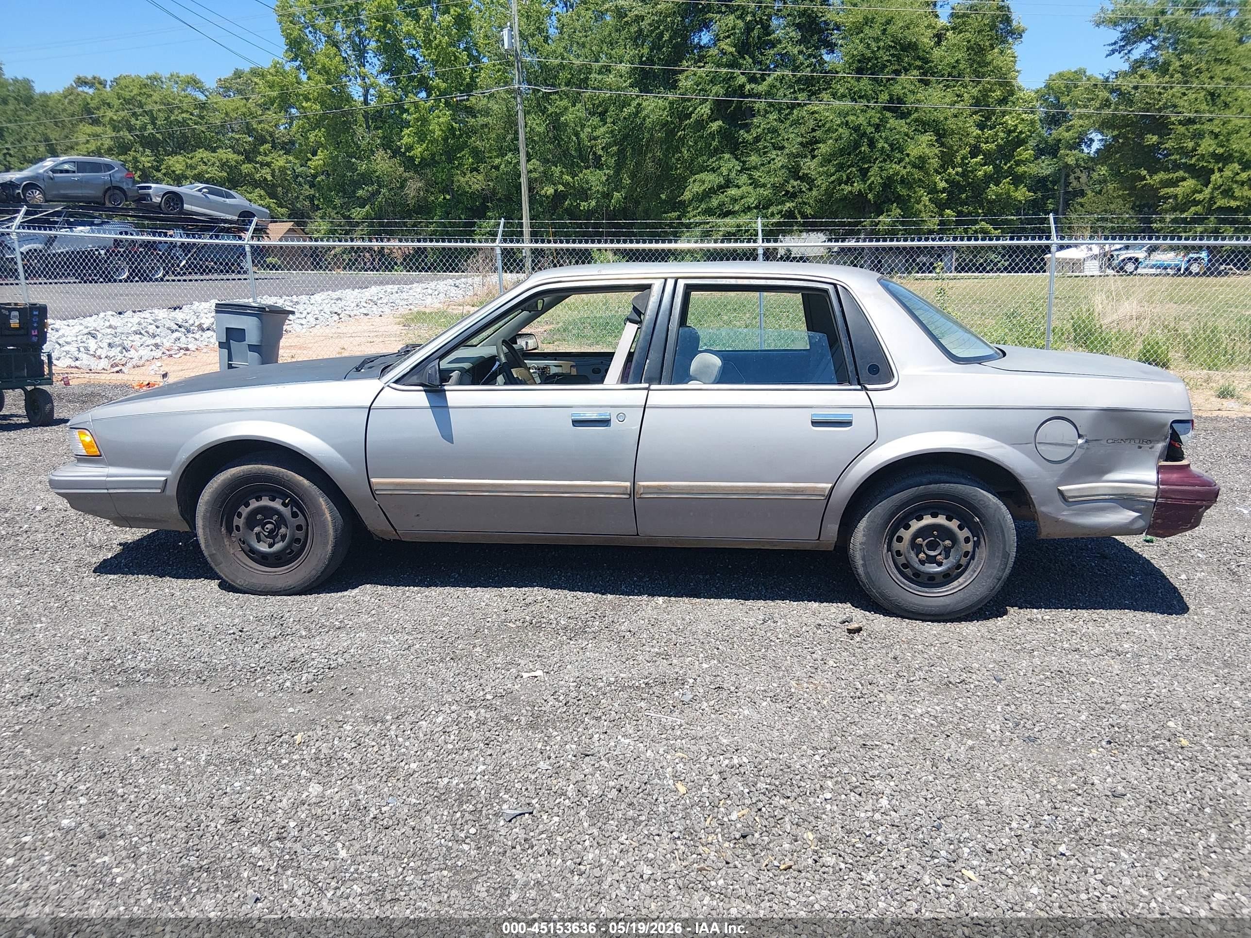 1996 Buick Century Special/custom/limited Silver vin: 1G4AG55M3T6440901