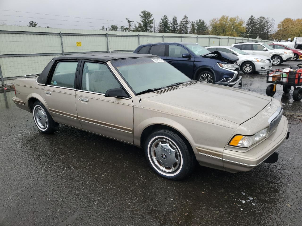 1996 Buick Century Special Beige vin: 1G4AG55M8T6459847