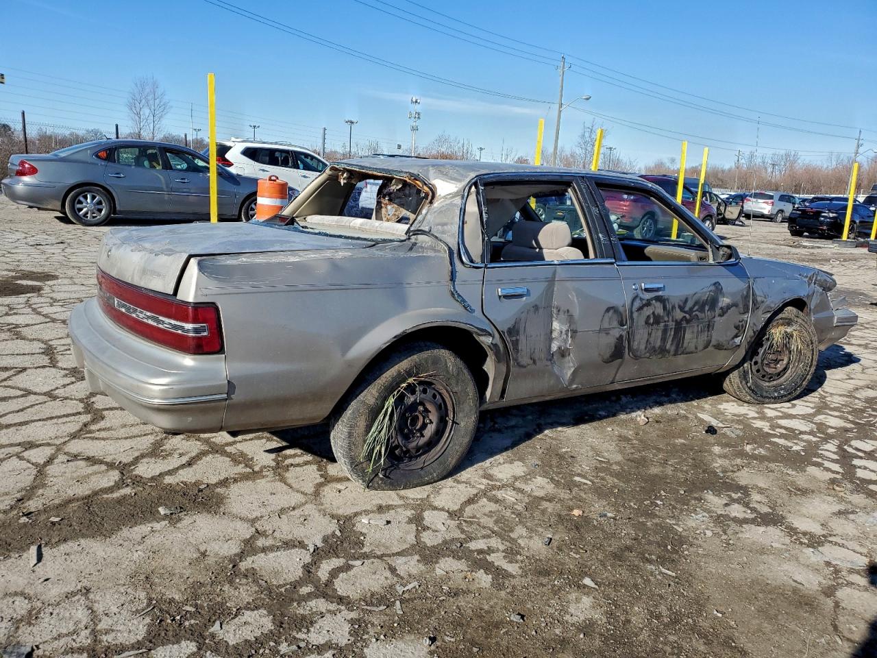 1996 Buick Century Special Желто-коричневый vin: 1G4AG55M8T6492993