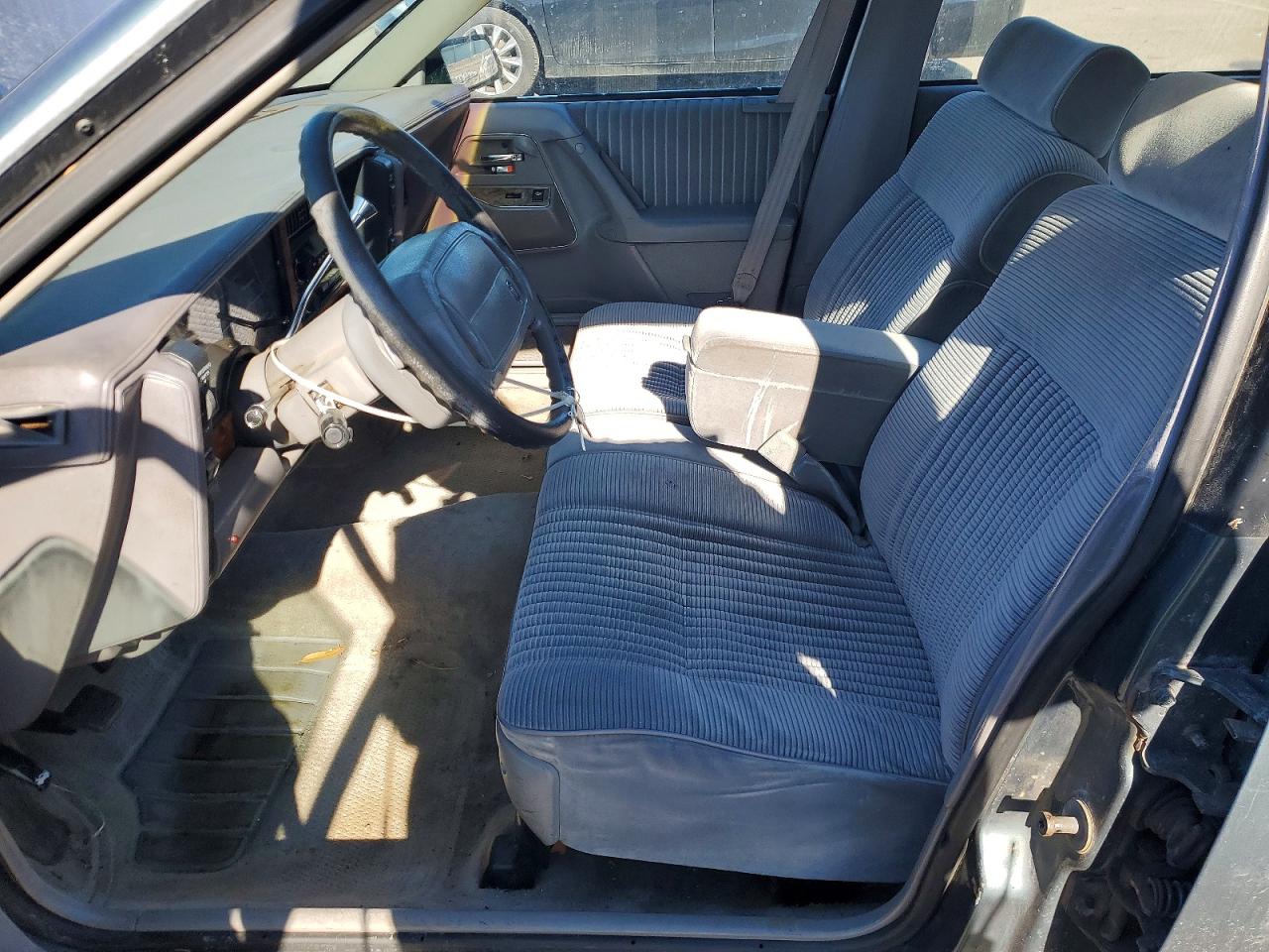 1993 Buick Century Special Teal vin: 1G4AG55N3P6453176