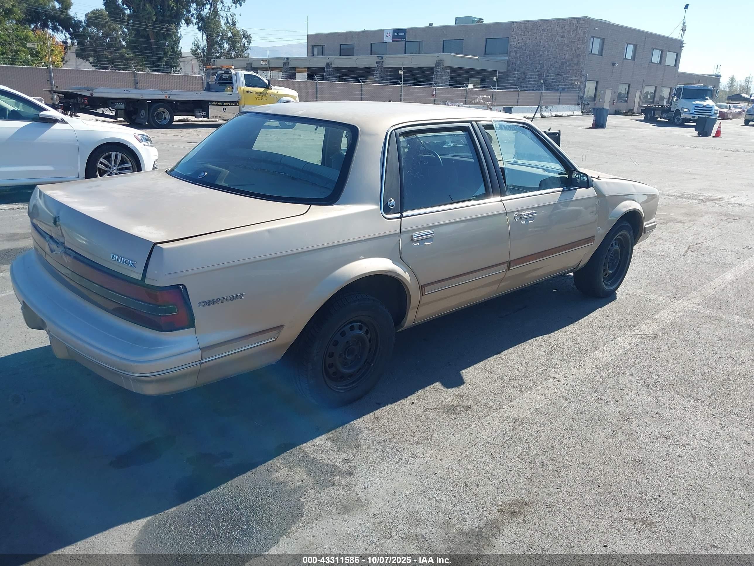 1993 Buick Century Special Золотой vin: 1G4AG55N4P6464168