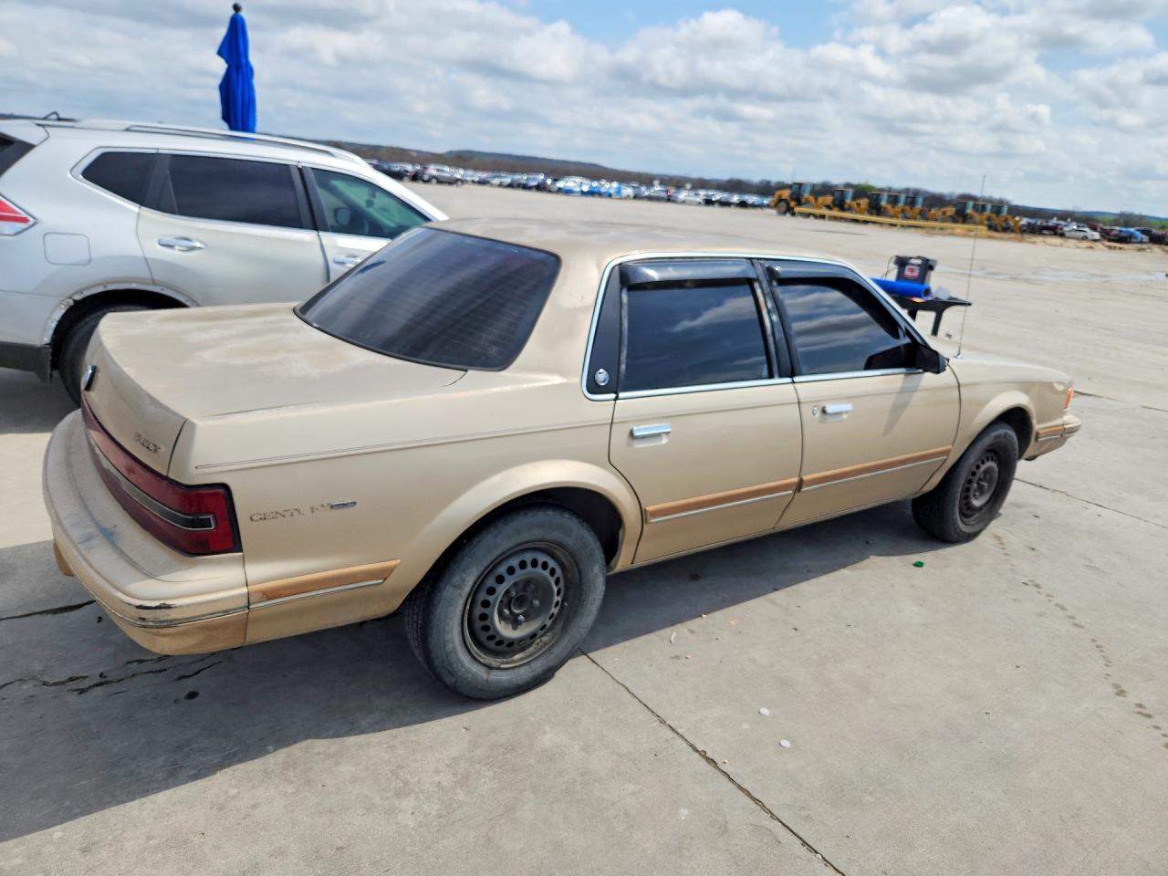 1993 Buick Century Special Gold vin: 1G4AG55NXP6490922