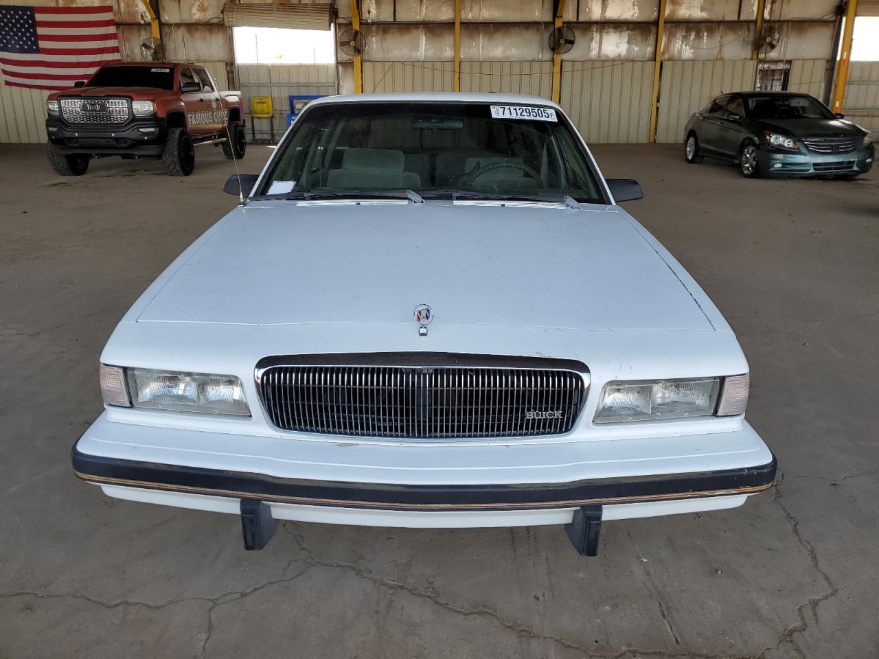 1996 Buick Century Special Белый vin: 1G4AG85M7T6418658