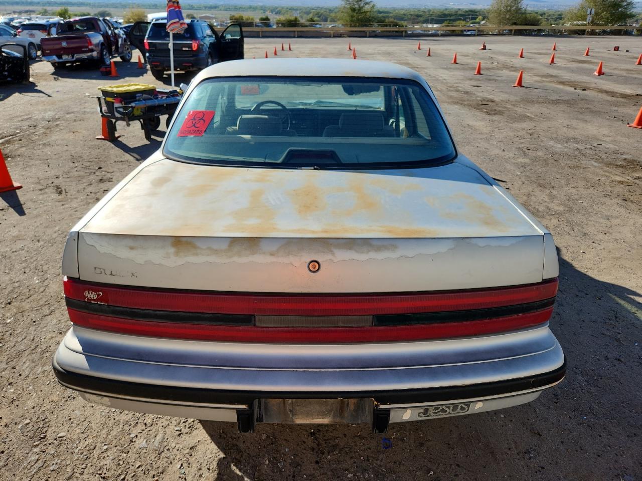 1989 Buick Century Custom Silver vin: 1G4AH51N5KT452642