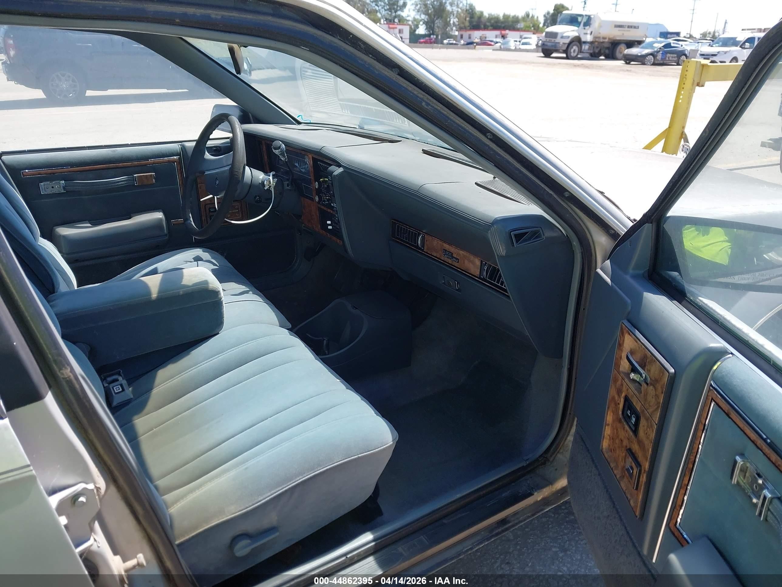 1989 Buick Century Limited Silver vin: 1G4AL51N3K6449736