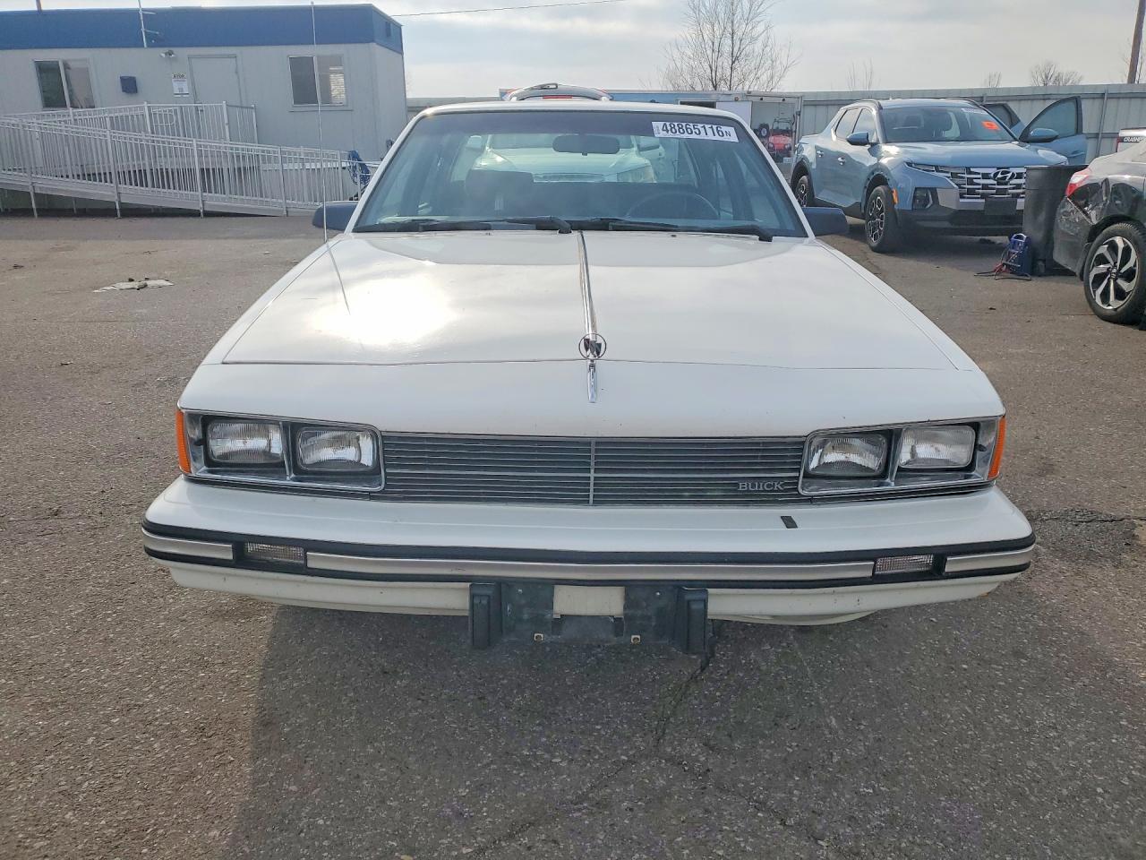 1988 Buick Century Limited White vin: 1G4AL51WXJT435907