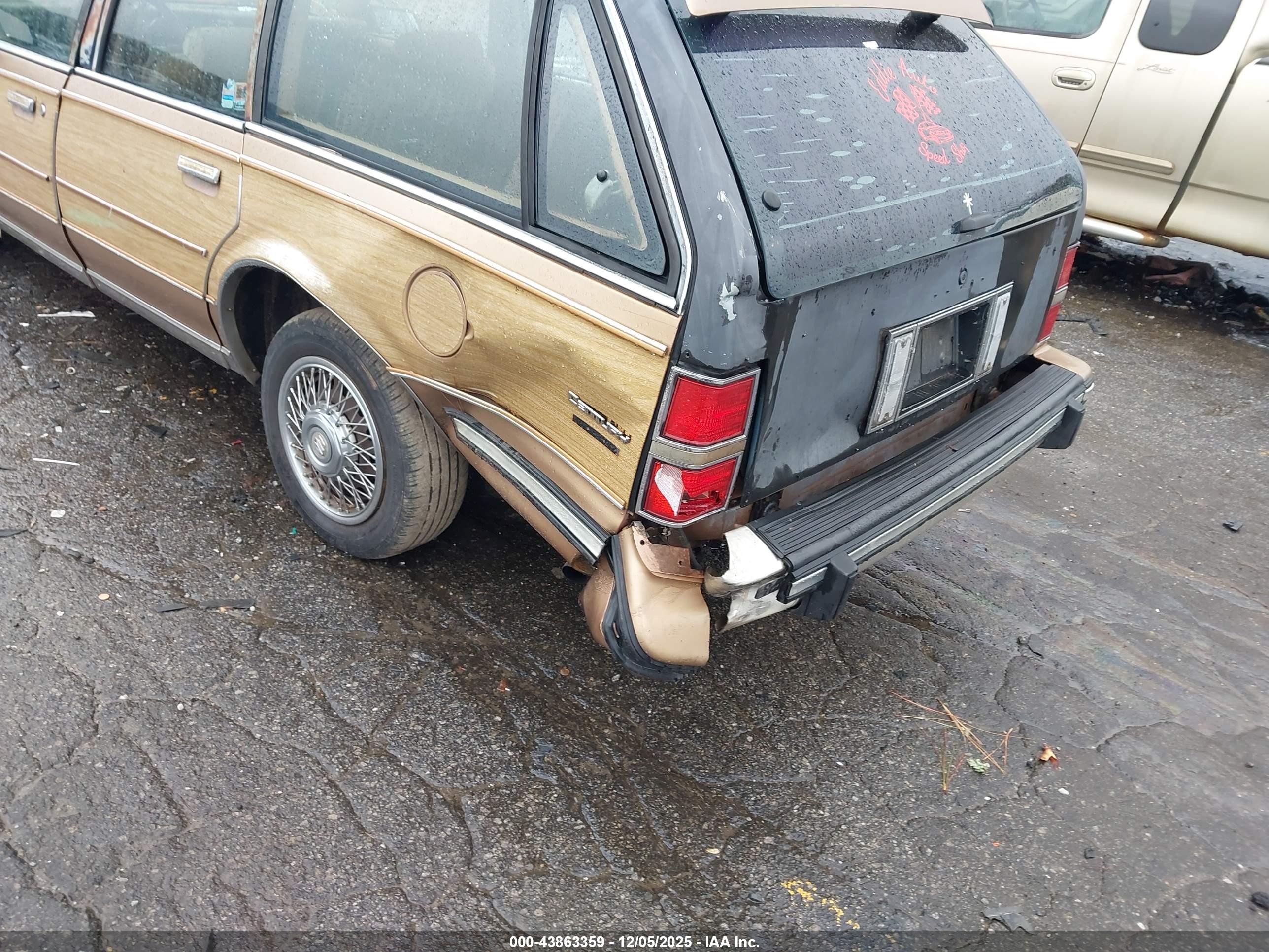 1988 Buick Century Estate Brown vin: 1G4AL8132J6415656