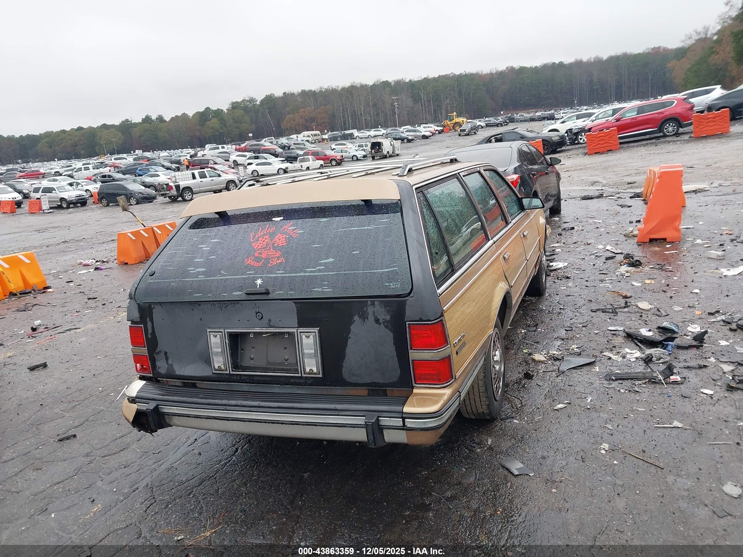 1988 Buick Century Estate Brown vin: 1G4AL8132J6415656