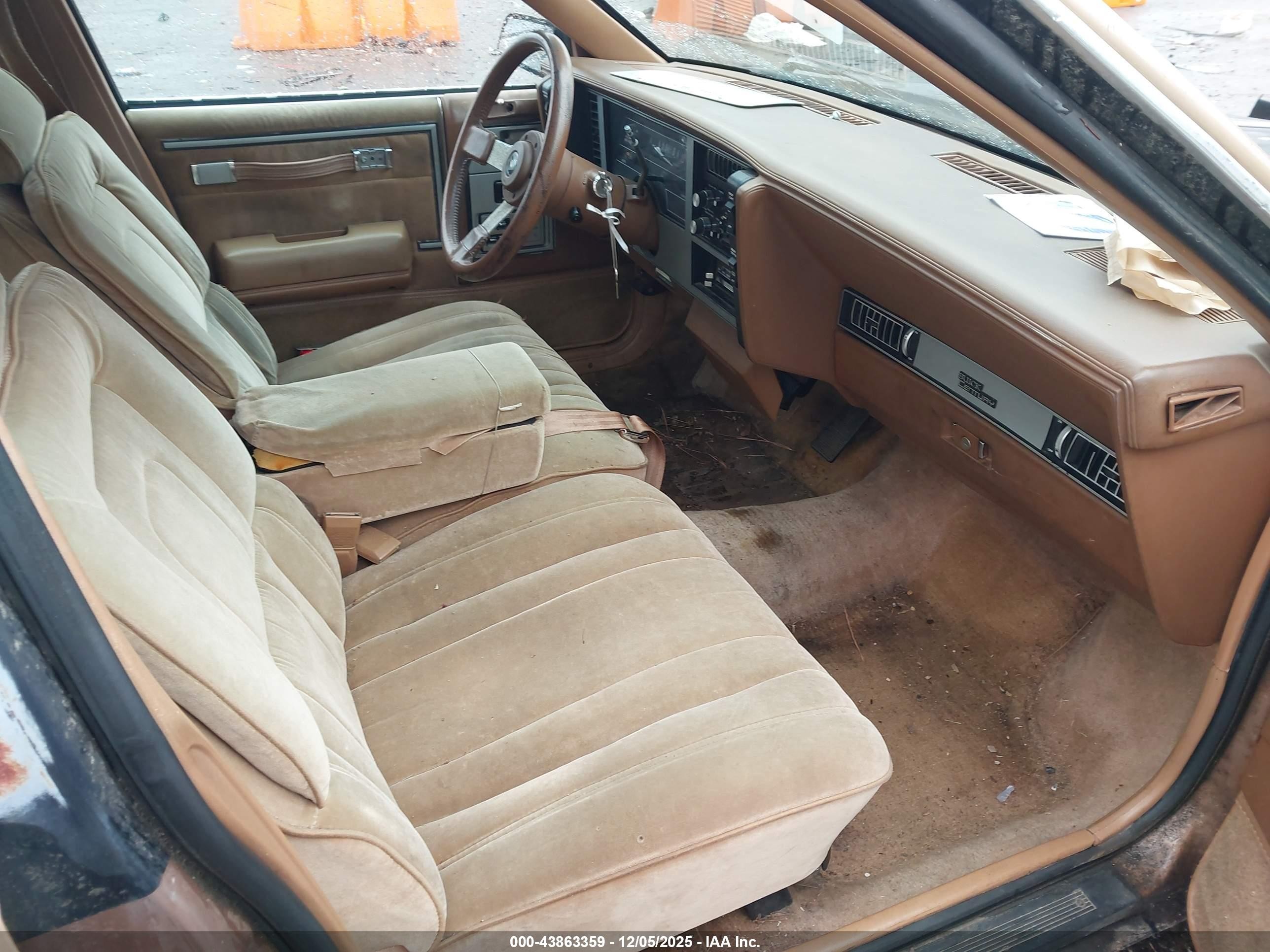 1988 Buick Century Estate Brown vin: 1G4AL8132J6415656