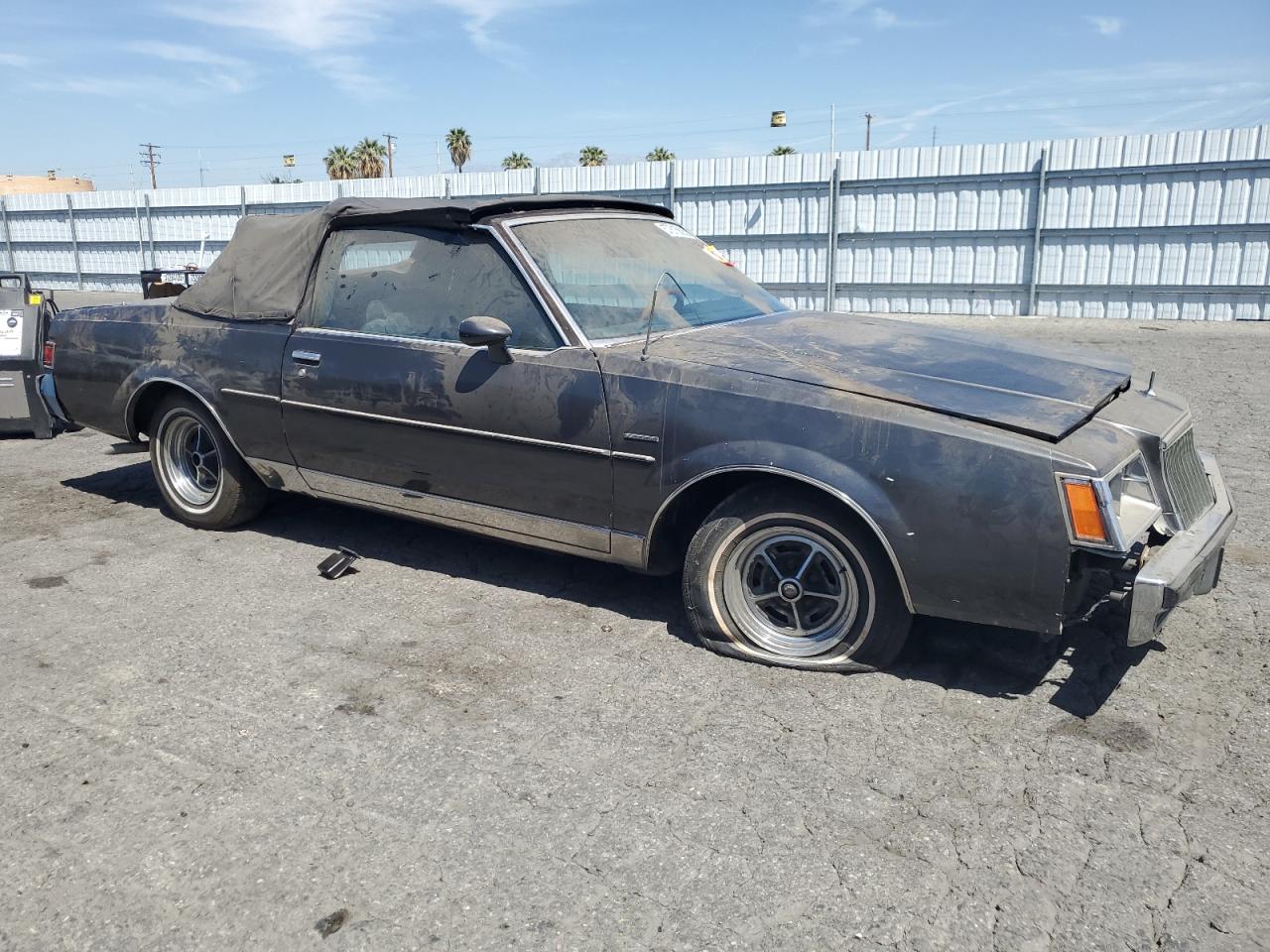 1981 Buick Regal Limited Gray vin: 1G4AM47AXBZ135334