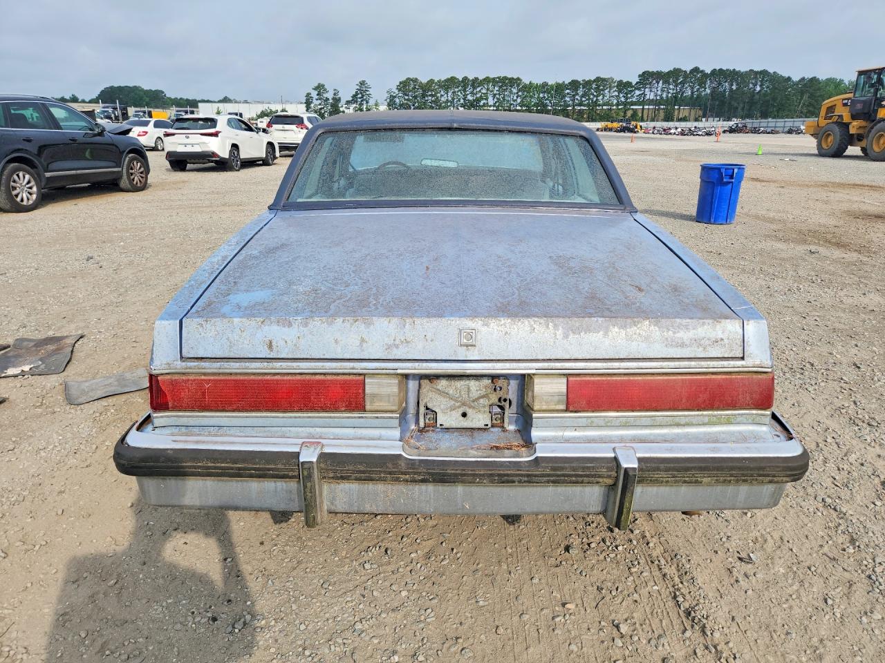 1984 Buick Lesabre Custom Blue vin: 1G4AN69A3EH853629