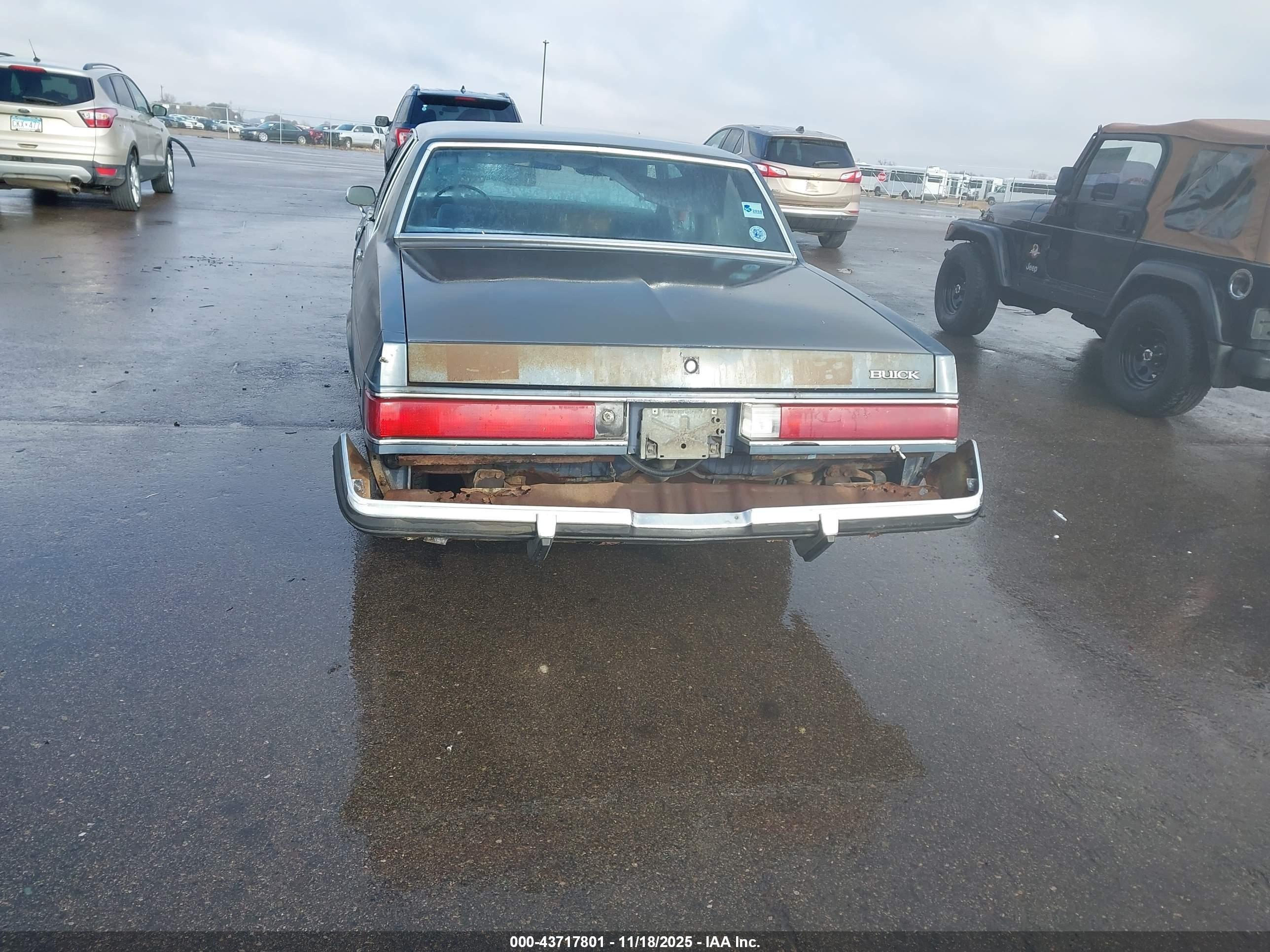 1984 Buick Lesabre Limited Blue vin: 1G4AP69AXEX451347