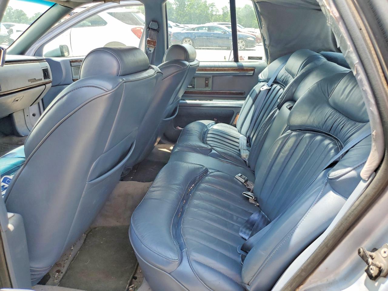 1994 Buick Roadmaster Blue vin: 1G4BN52P0RR431007