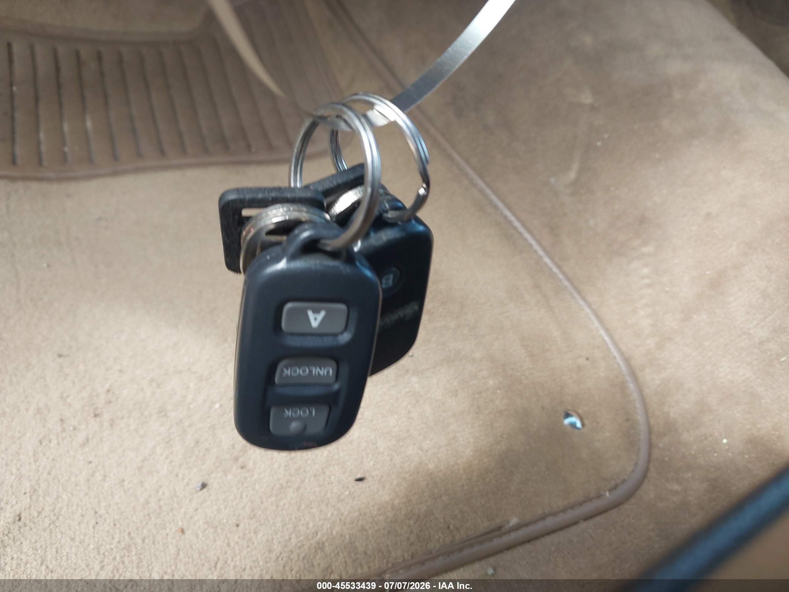 1994 Buick Roadmaster   Gold vin: 1G4BN52P3RR414038