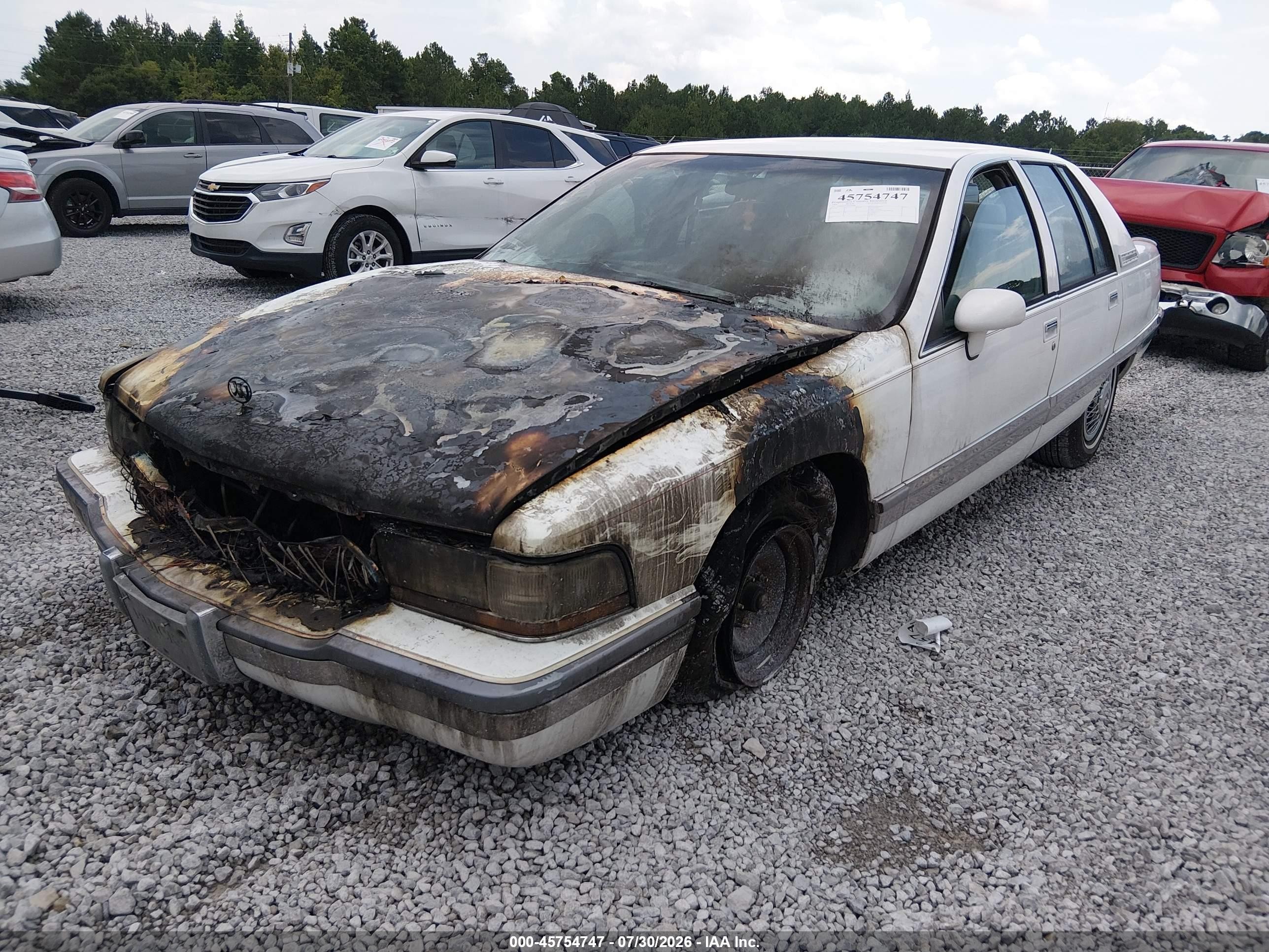 1994 Buick Roadmaster   White vin: 1G4BN52P4RR436808