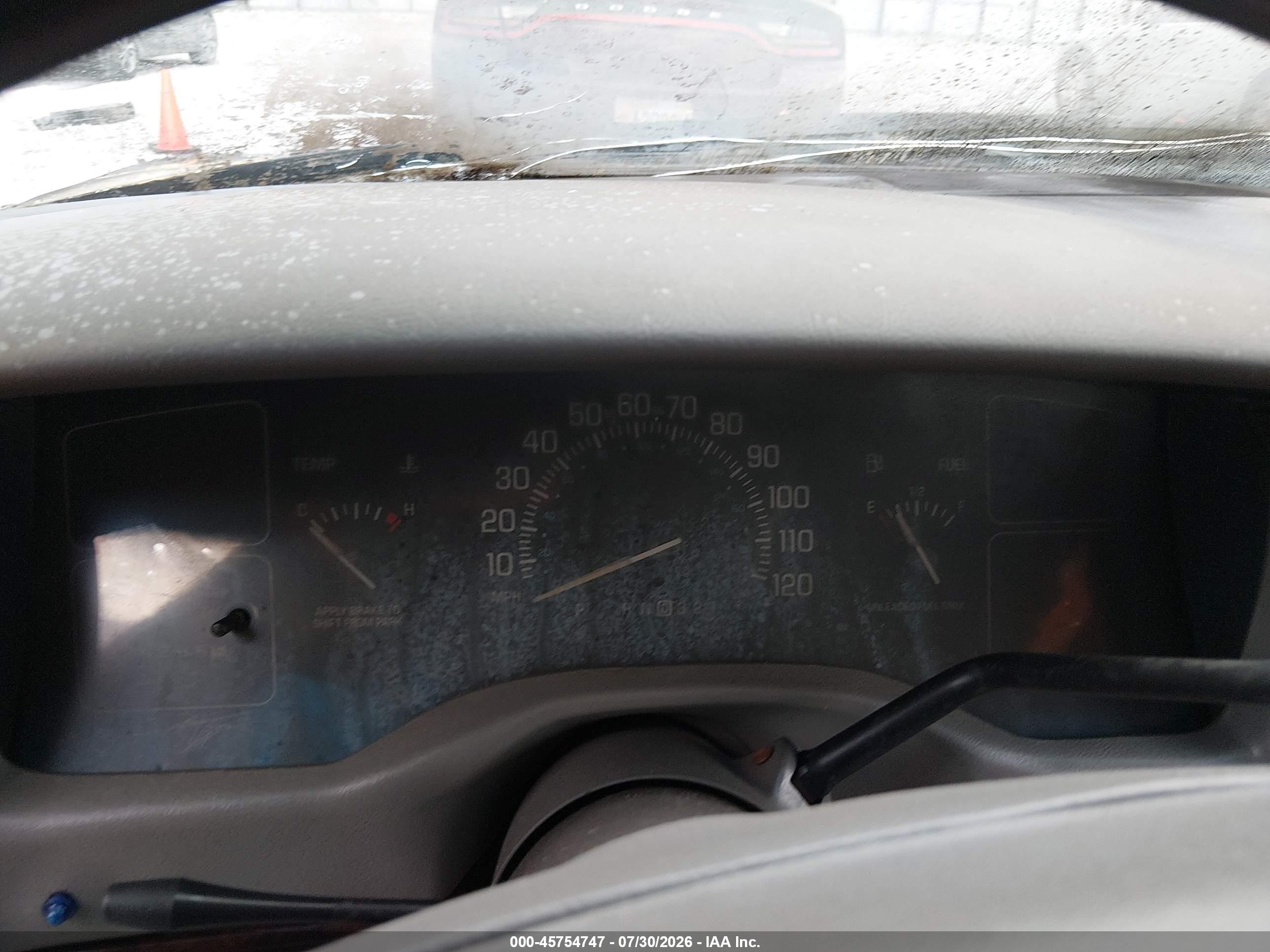1994 Buick Roadmaster   White vin: 1G4BN52P4RR436808