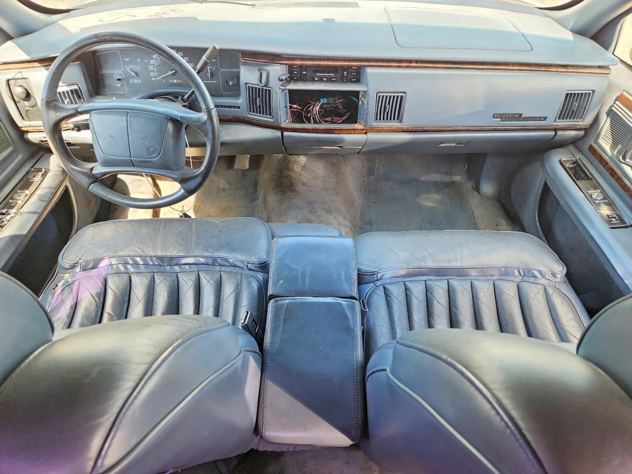 1994 Buick Roadmaster Blue vin: 1G4BN52P6RR422487
