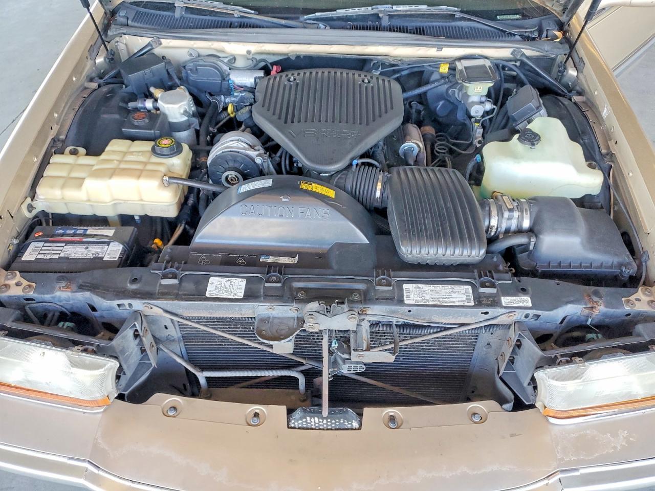 1996 Buick Roadmaster Beige vin: 1G4BN52P8TR408257