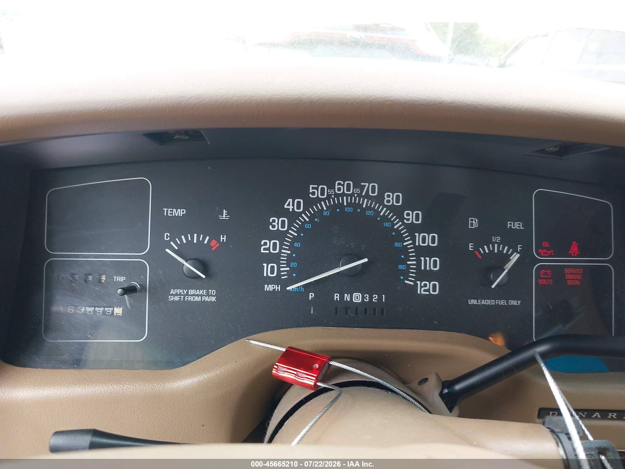 1994 Buick Roadmaster   Champagne vin: 1G4BN52PXRR420144