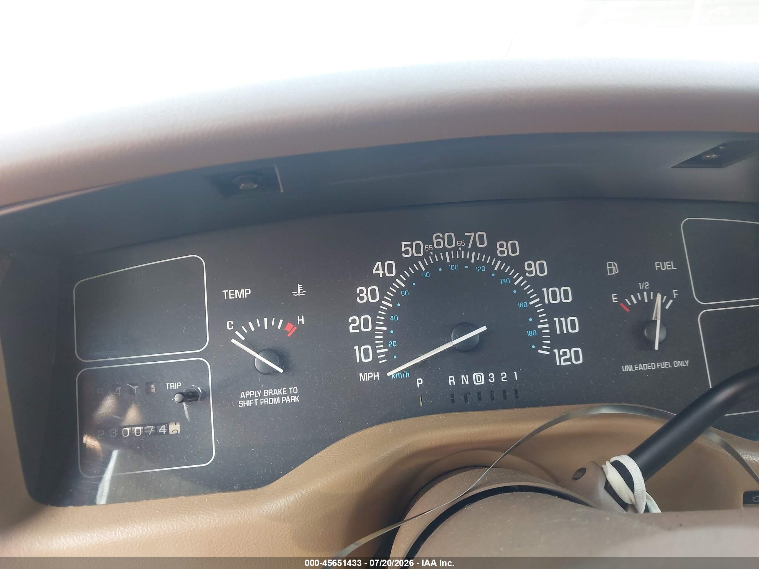 1995 Buick Roadmaster Estate Green vin: 1G4BR82P2SR407433