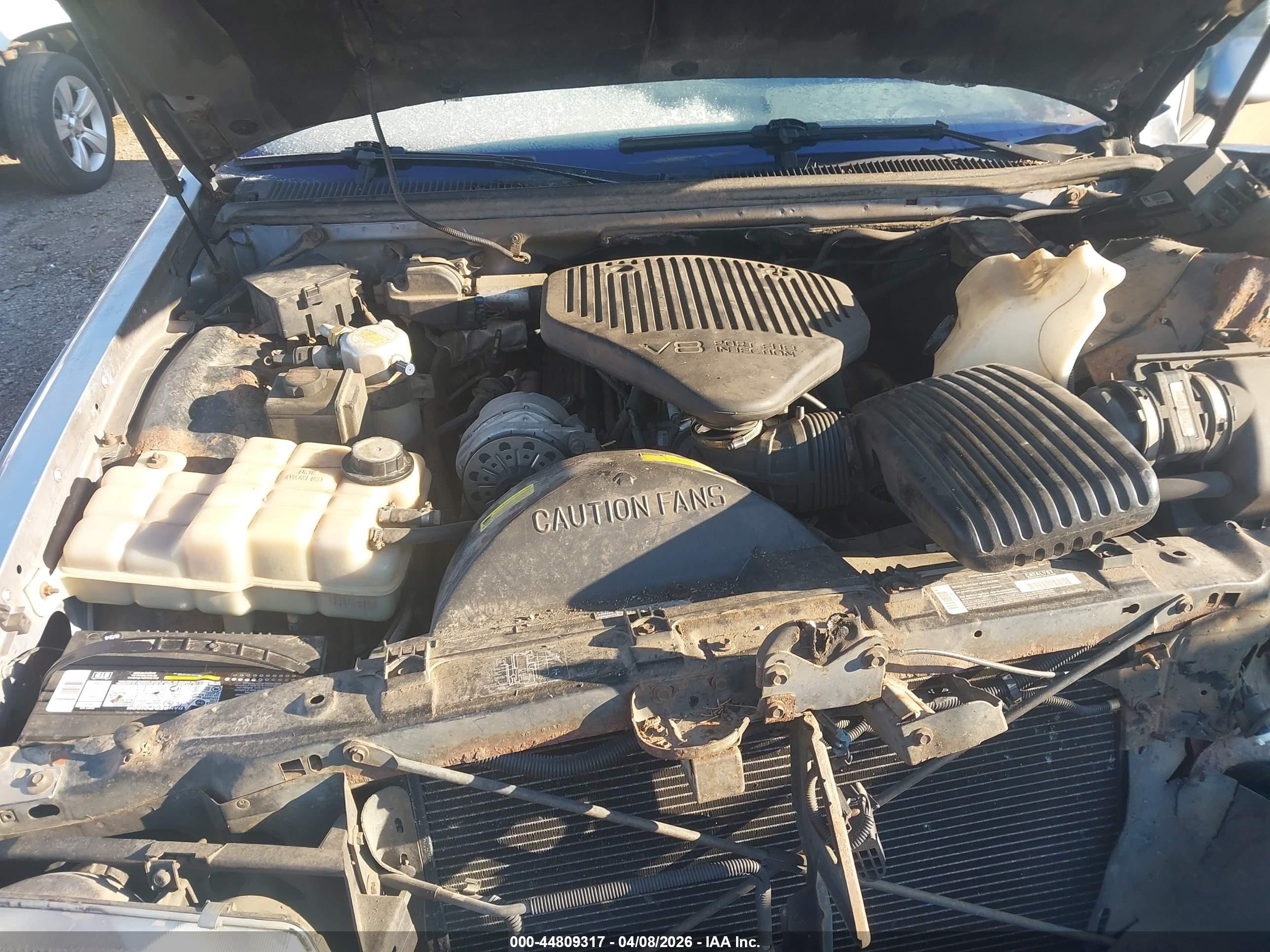 1994 Buick Roadmaster Estate Silver vin: 1G4BR82P5RR422972