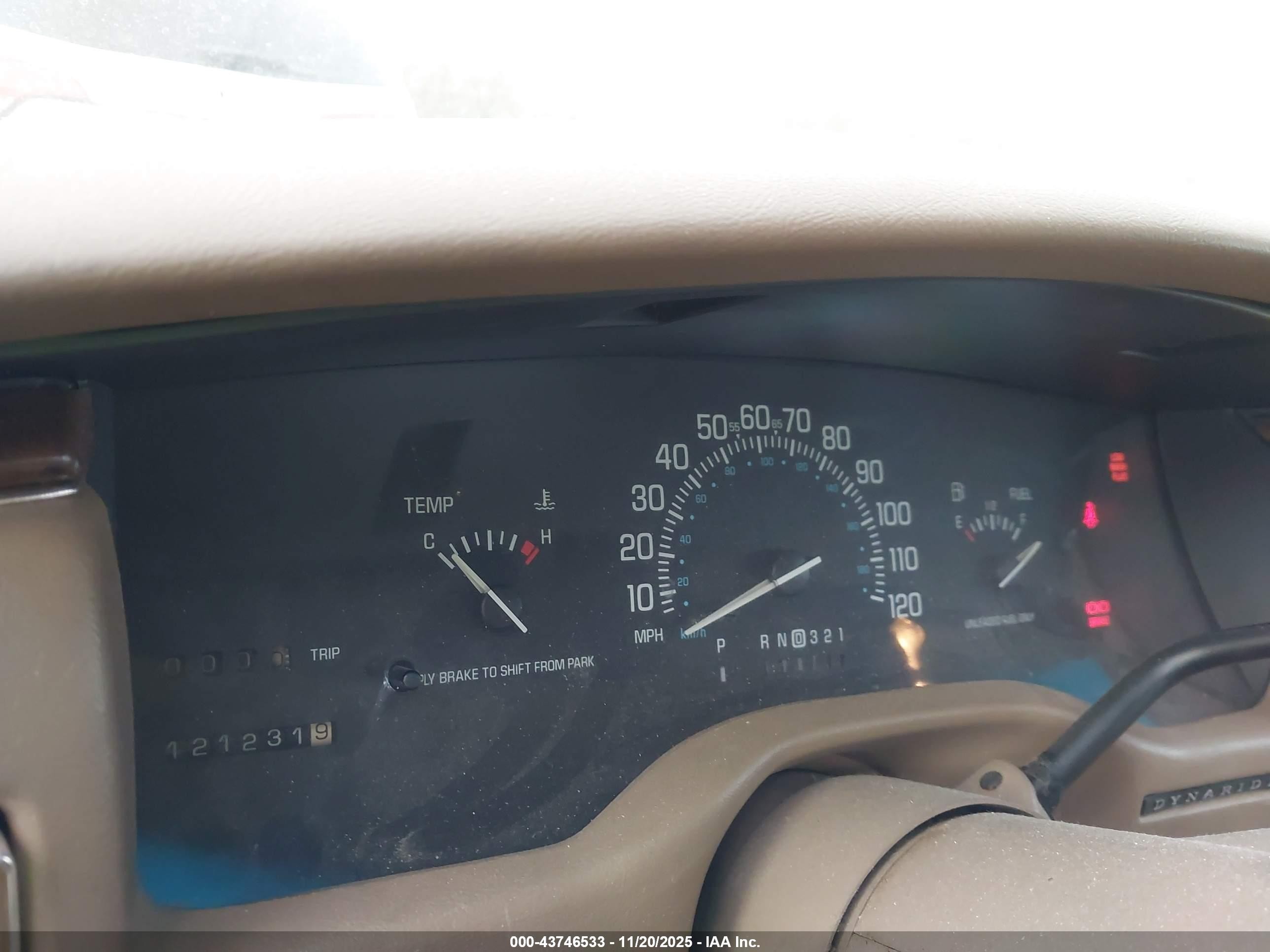 1994 Buick Roadmaster Limited Gold vin: 1G4BT52P5RR409042