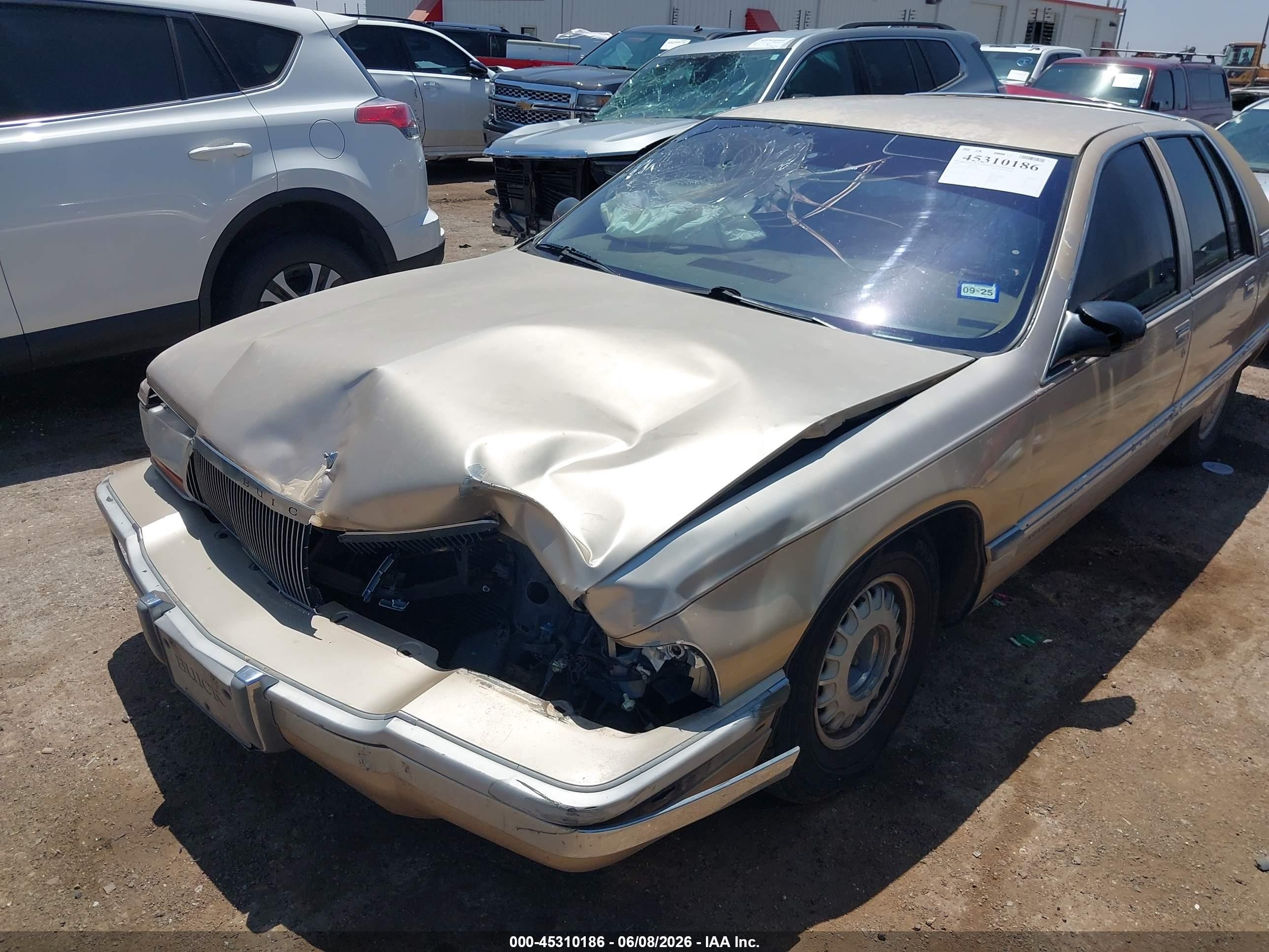 1995 Buick Roadmaster Limited Gold vin: 1G4BT52P5SR404705