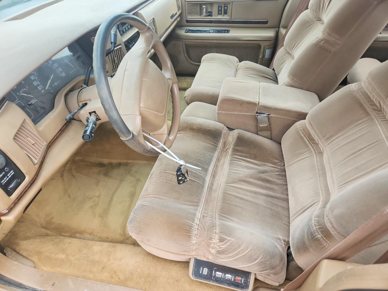 1994 Buick Roadmaster Limited Tan vin: 1G4BT52P6RR431261