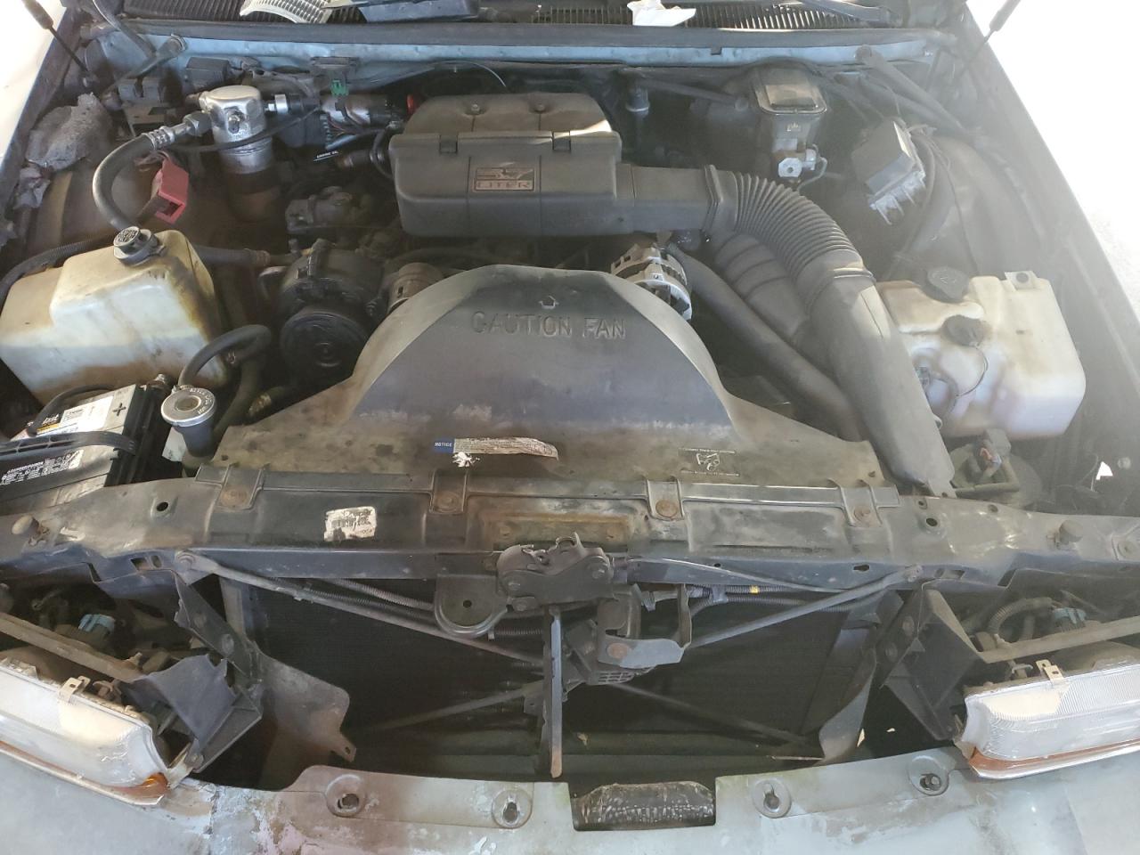 1992 Buick Roadmaster Limited Blue vin: 1G4BT5370NR457427