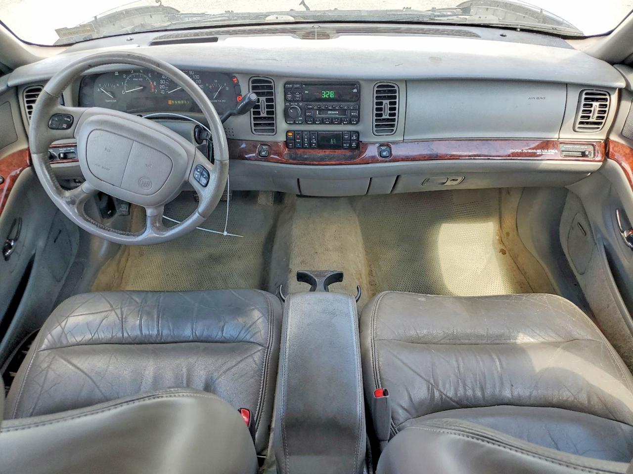 1999 Buick Park Avenue Ultra Silver vin: 1G4CU5211X4657523