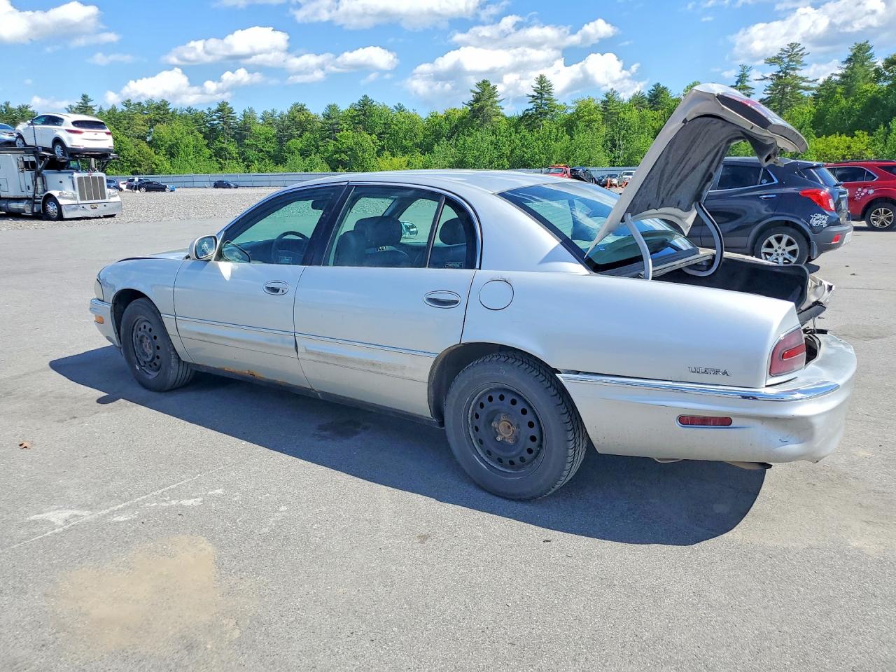 1999 Buick Park Avenue Ultra Silver vin: 1G4CU5211X4657523