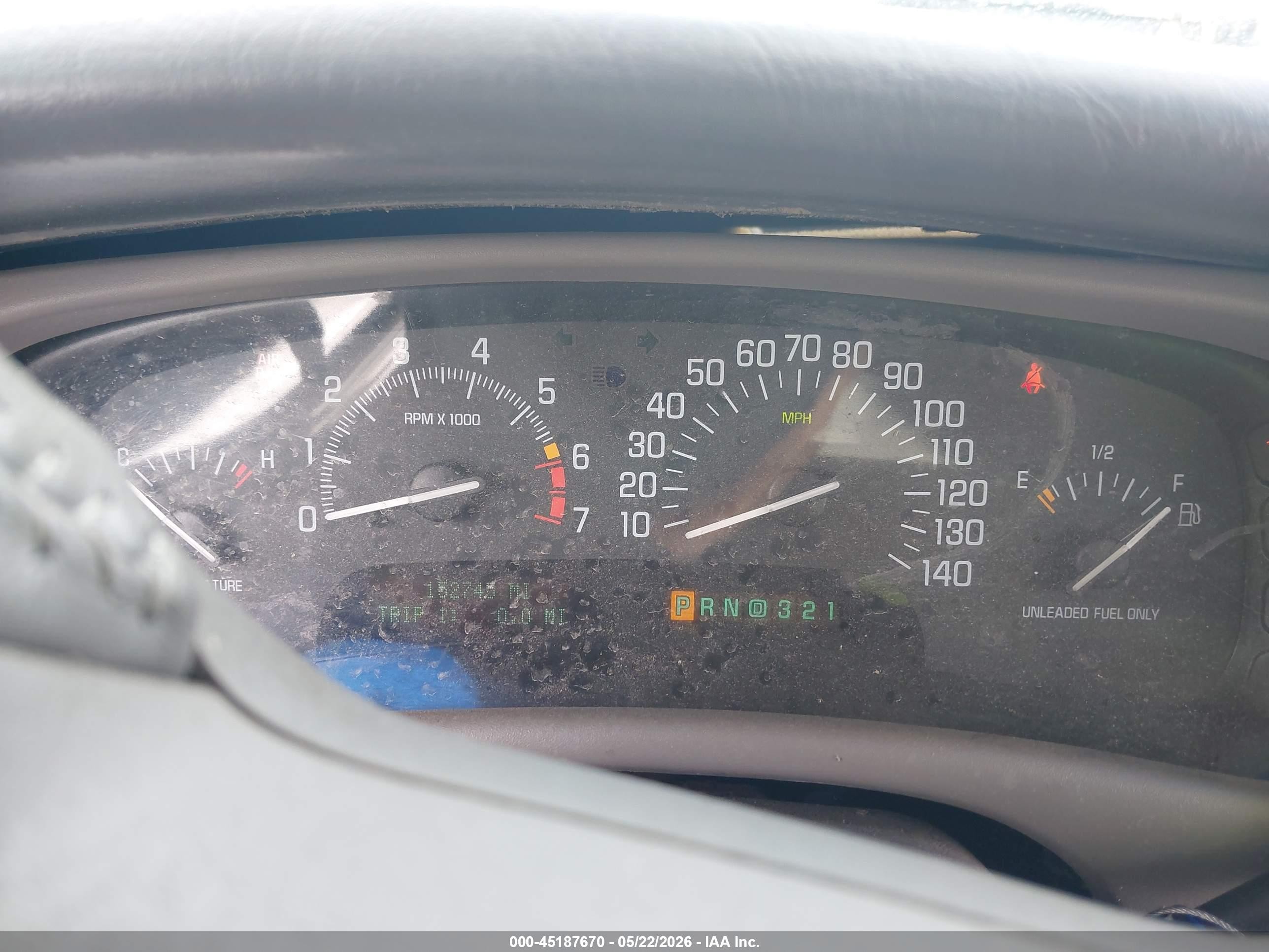 1999 Buick Park Avenue Ultra White vin: 1G4CU5214X4626668