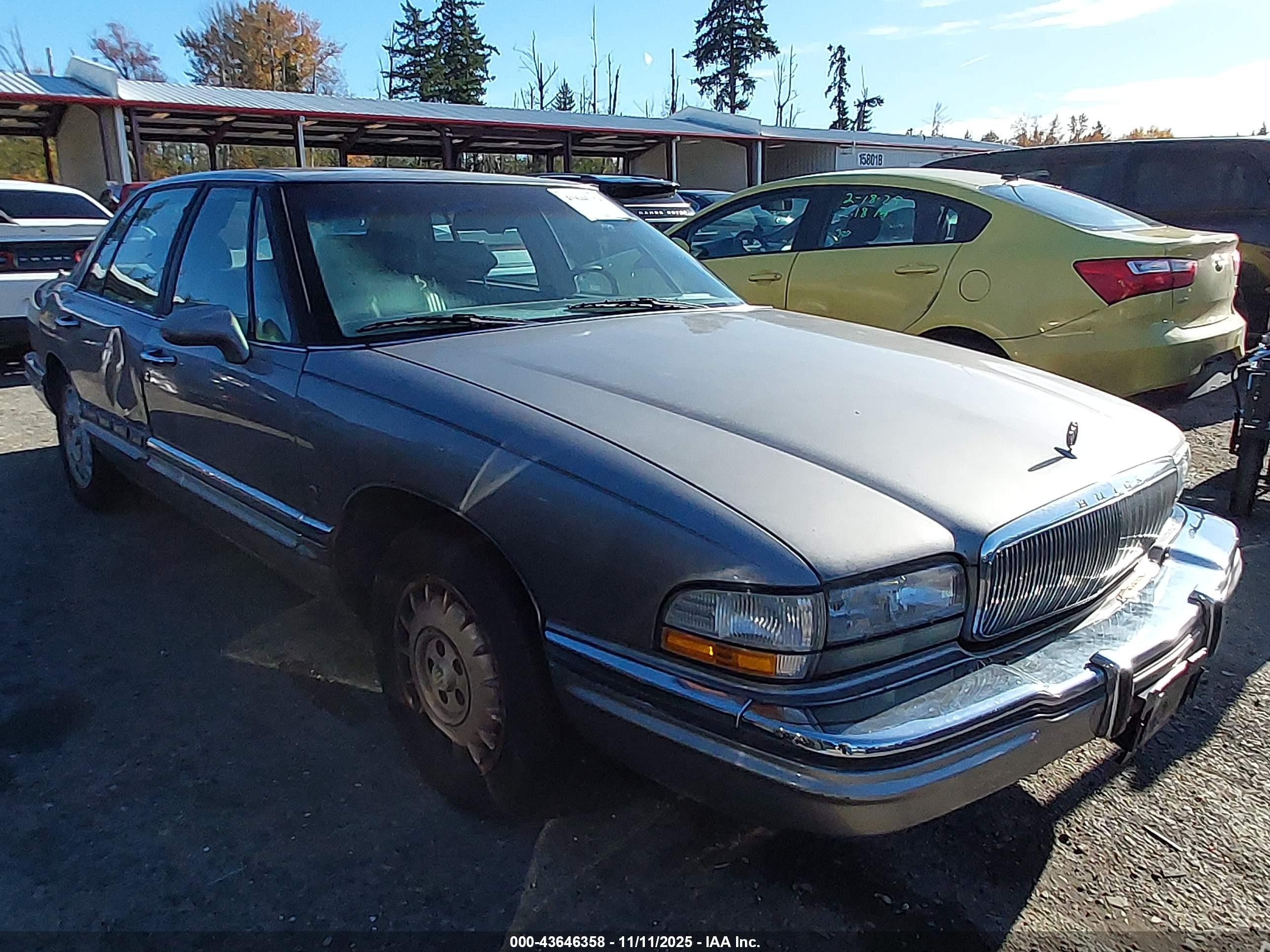 1996 Buick Park Avenue Ultra Silver vin: 1G4CU5215TH600776