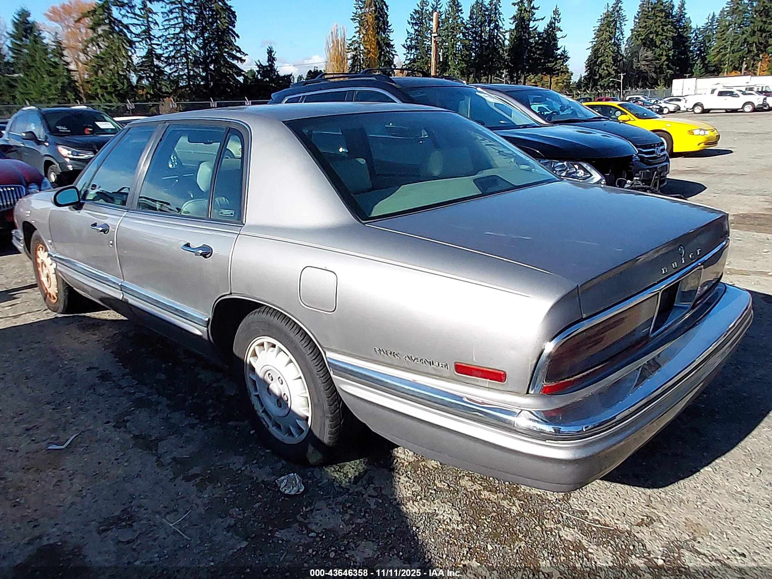 1996 Buick Park Avenue Ultra Silver vin: 1G4CU5215TH600776