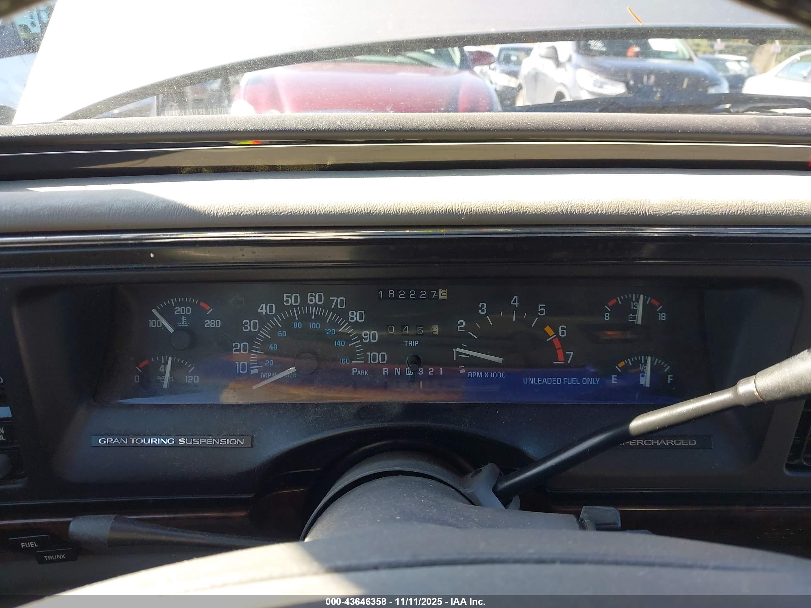 1996 Buick Park Avenue Ultra Silver vin: 1G4CU5215TH600776