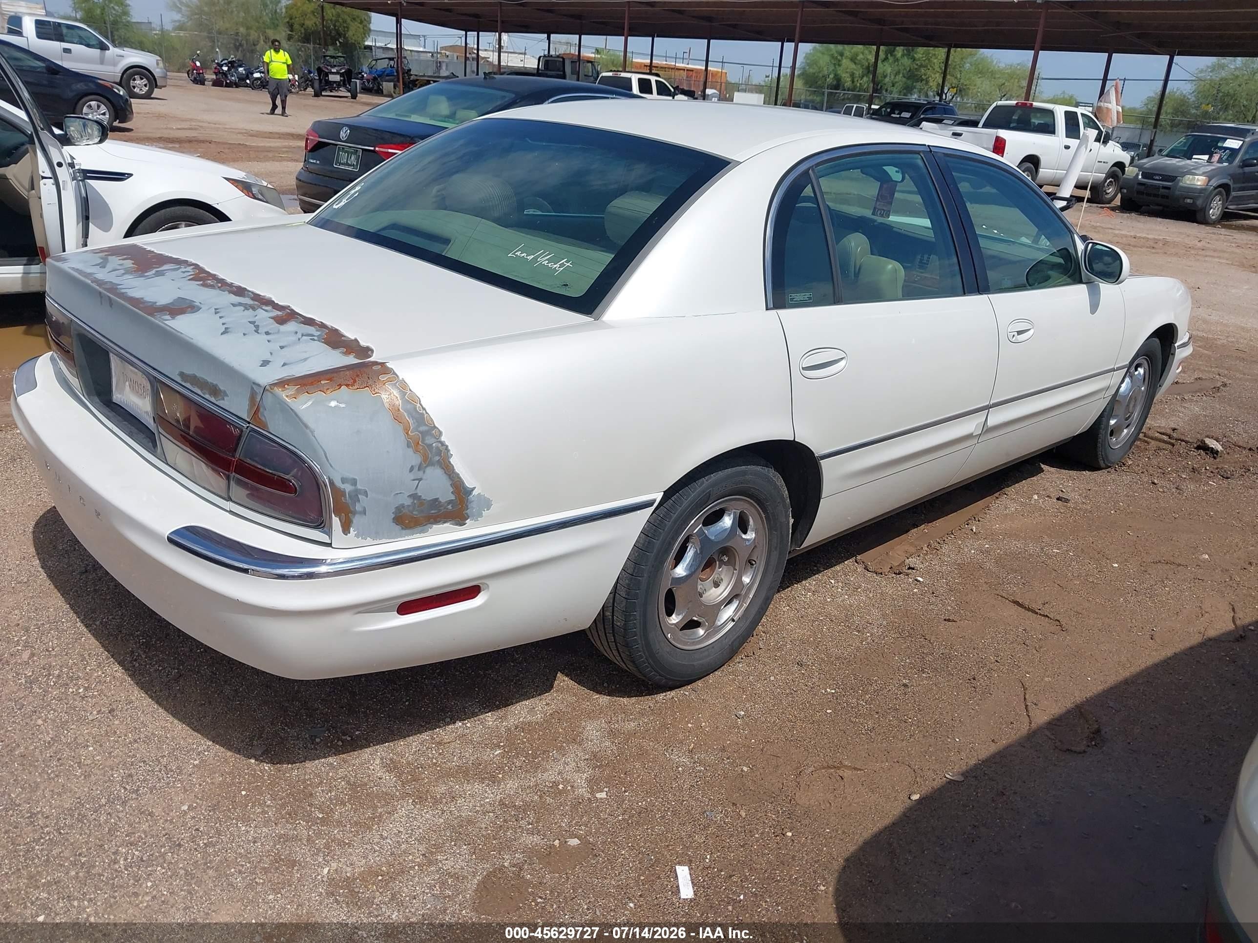 1999 Buick Park Avenue Ultra Кремовый vin: 1G4CU5216X4650938