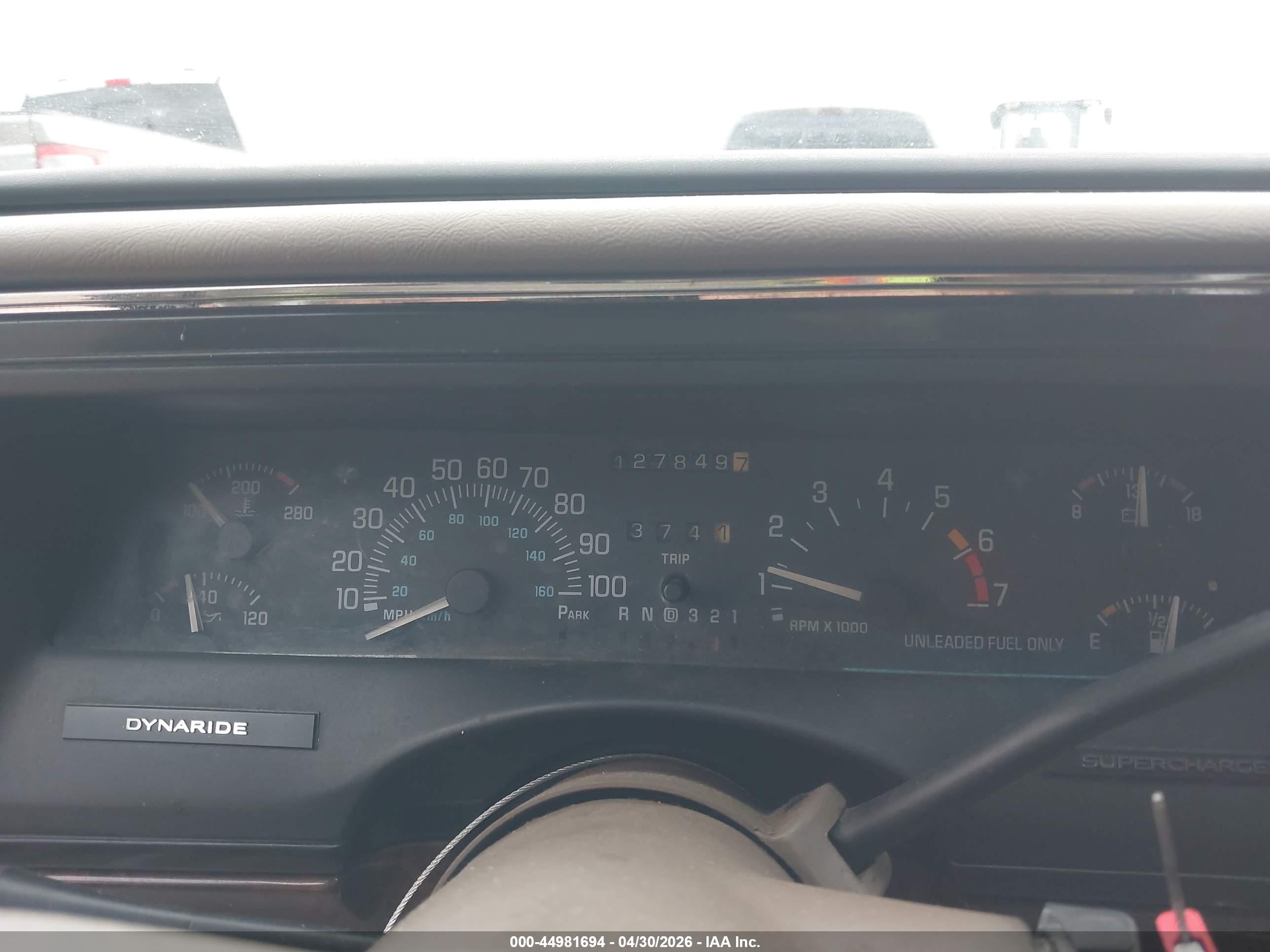 1996 Buick Park Avenue Ultra Black vin: 1G4CU521XTH600952