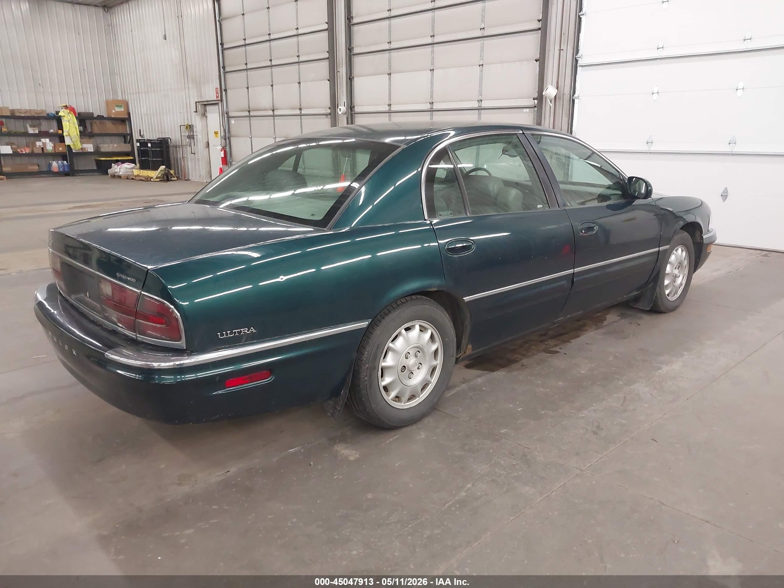 1999 Buick Park Avenue Ultra Зеленый vin: 1G4CU521XX4637352