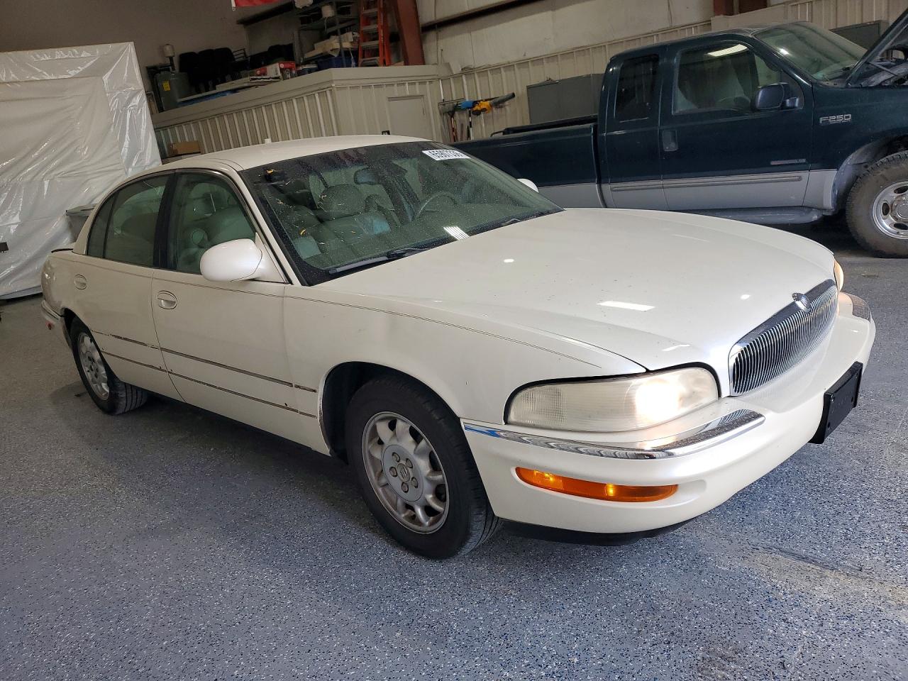 2001 Buick Park Avenue Ultra White vin: 1G4CU541014199333