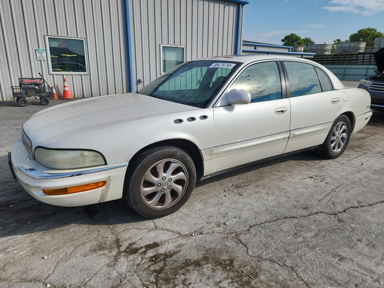 2004 Buick Park Avenue Ultra White vin: 1G4CU541044146975